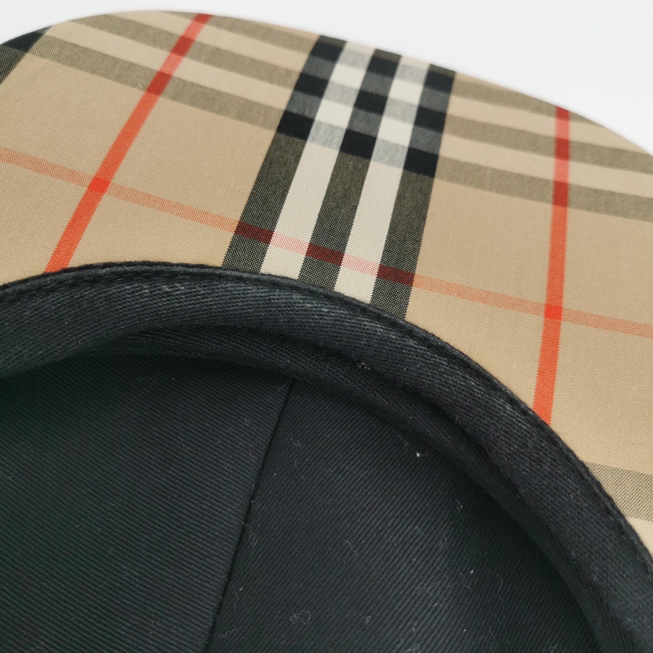 Burberry Burberry Check Cap Size S Size ONE SIZE - 7 Thumbnail