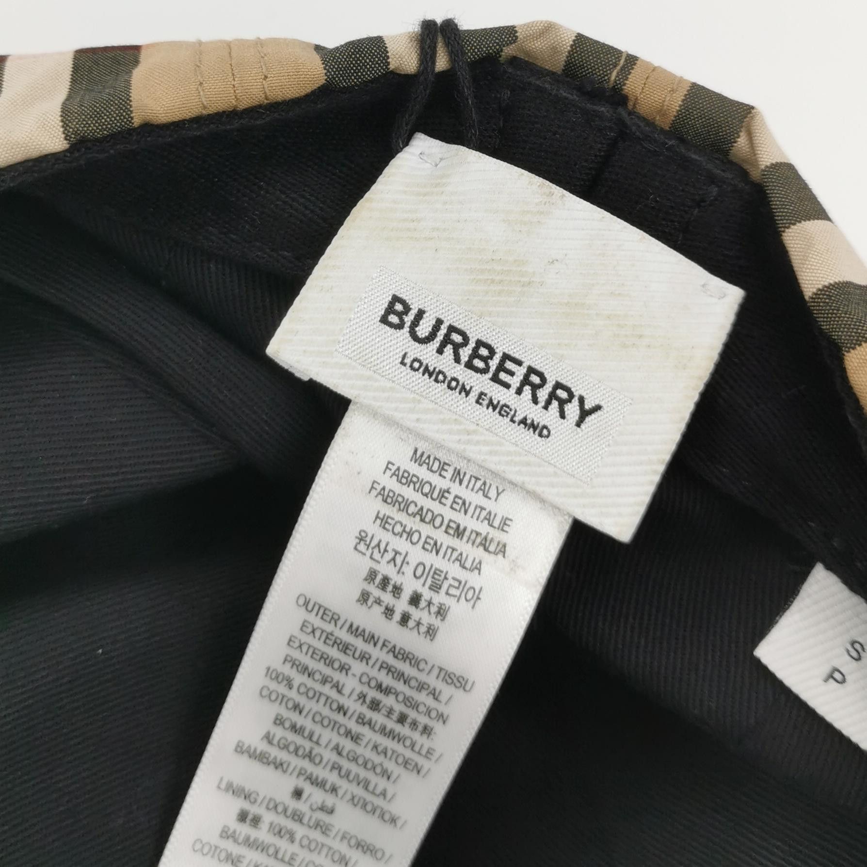 Burberry Burberry Check Cap Size S Size ONE SIZE - 6 Thumbnail
