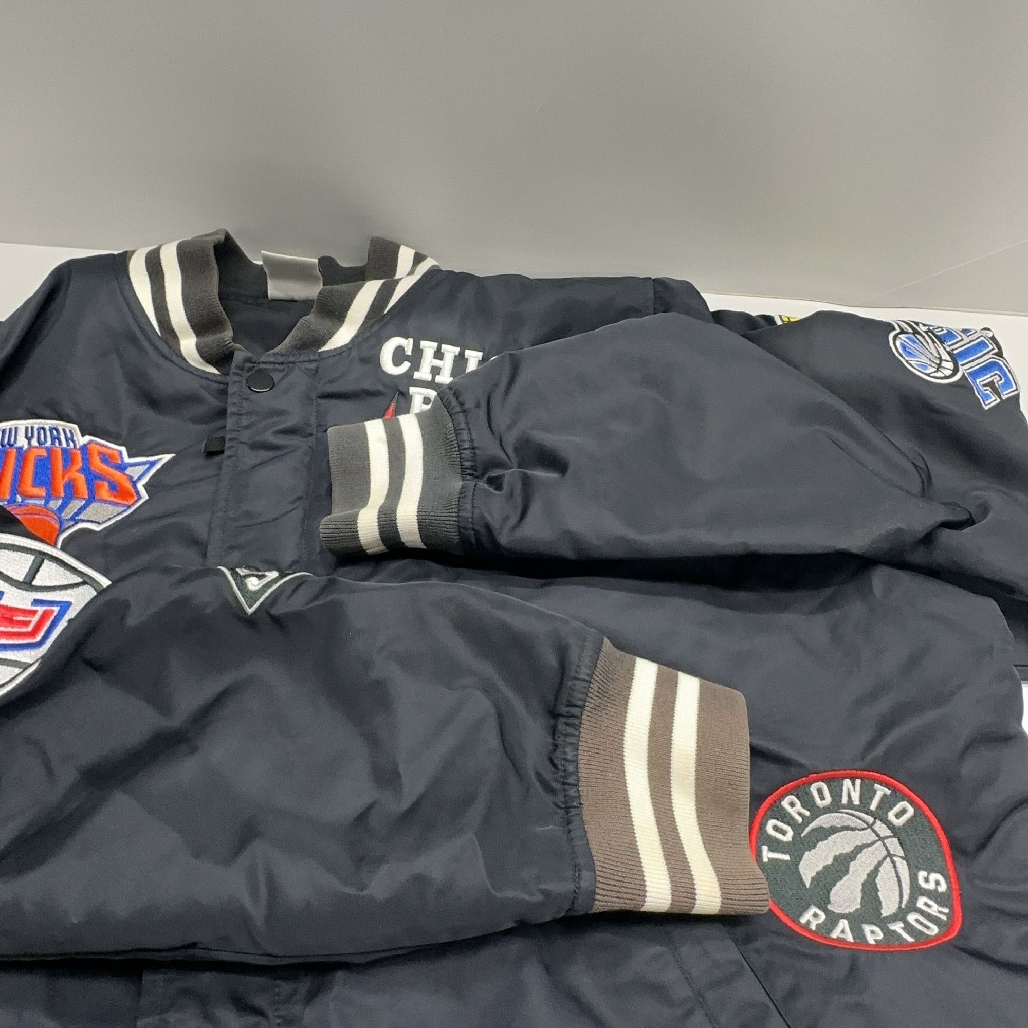 Nike × Supreme Supreme x Nike NBA Teams Warm-Up Jacket Size M Size US M / EU 48-50 / 2 - 8 Thumbnail