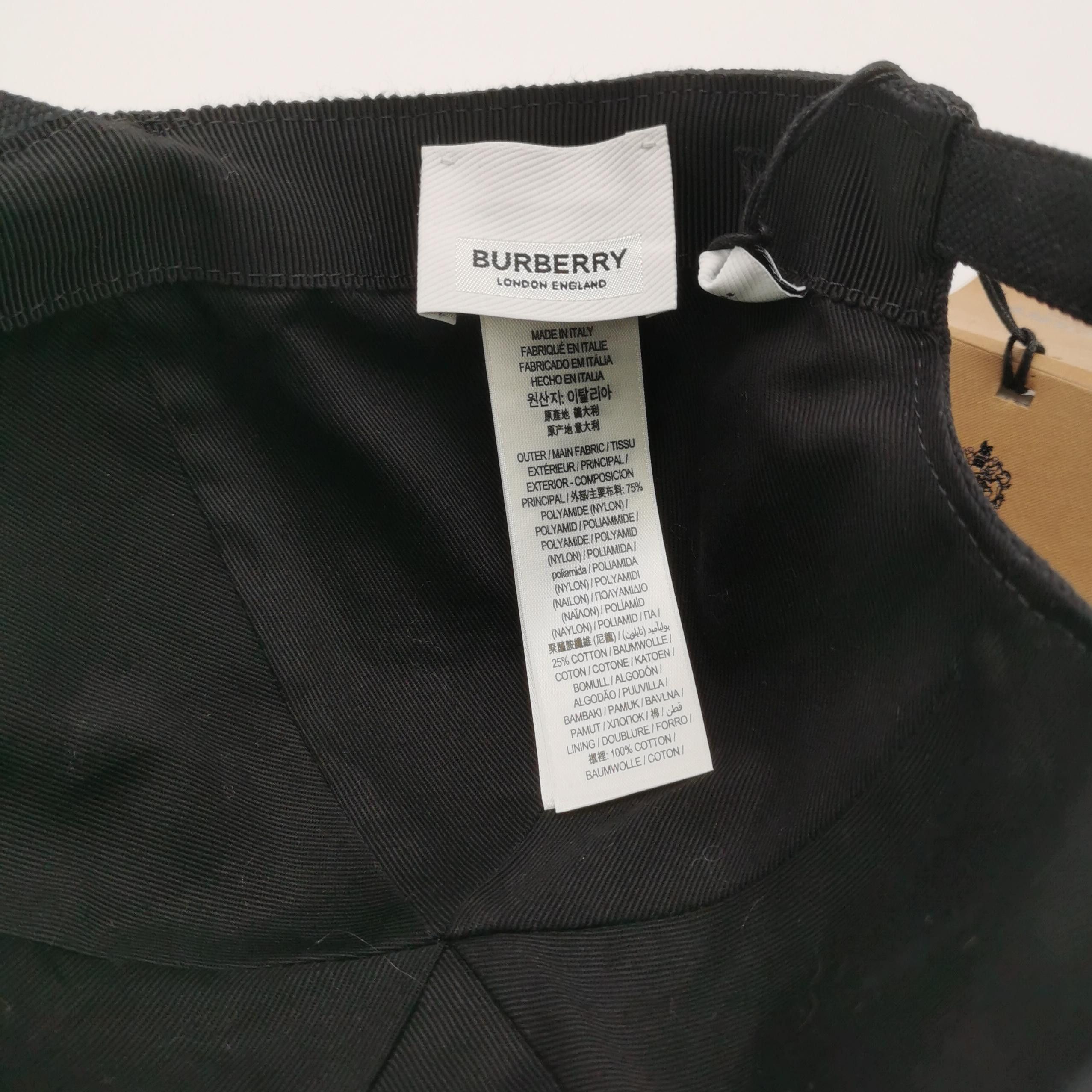 Burberry Burberry Heart Logo Baseball Cap Size ONE SIZE - 6 Thumbnail