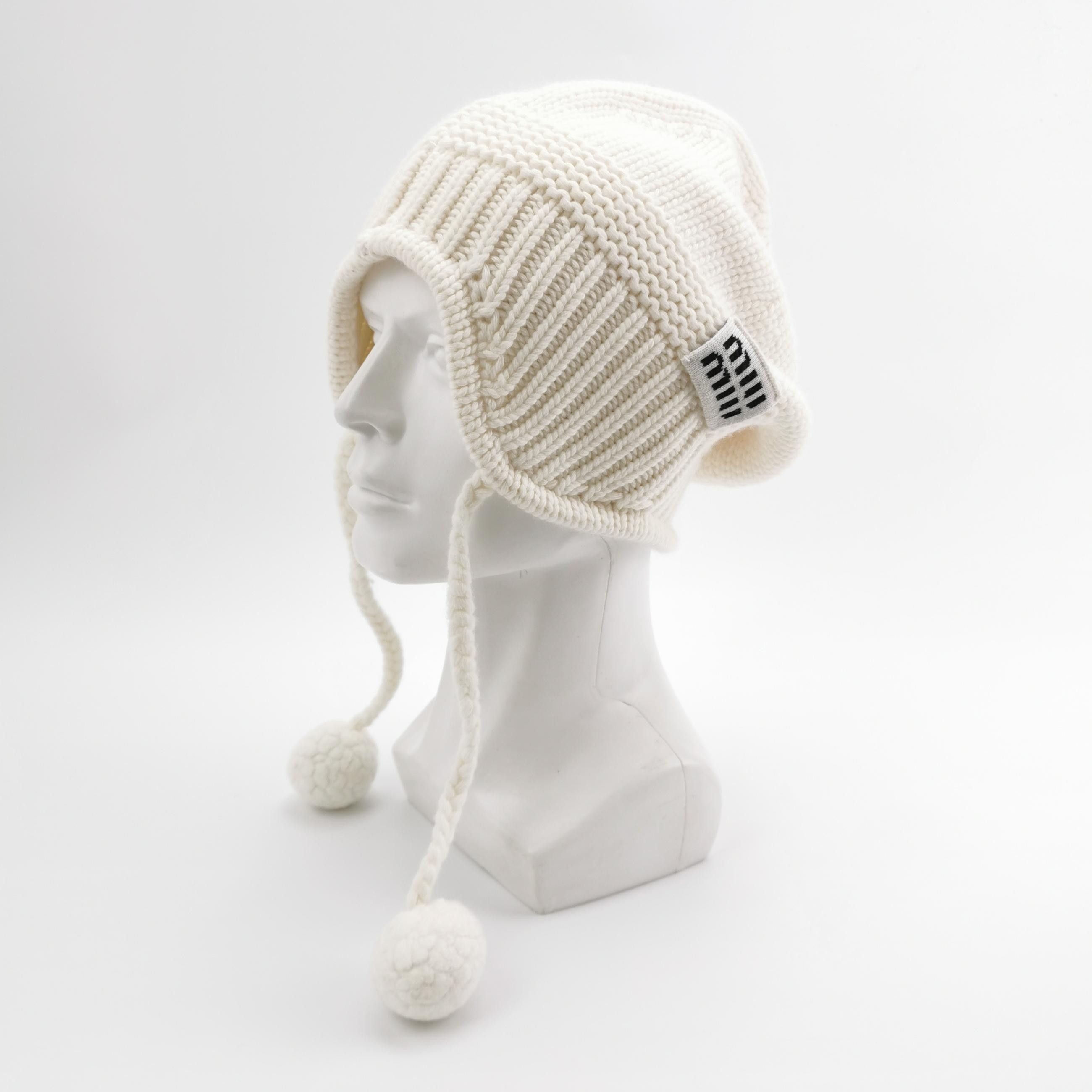 Miu Miu Miu Miu Logo Patch Pom-Pom Hat Size ONE SIZE - 2 Thumbnail