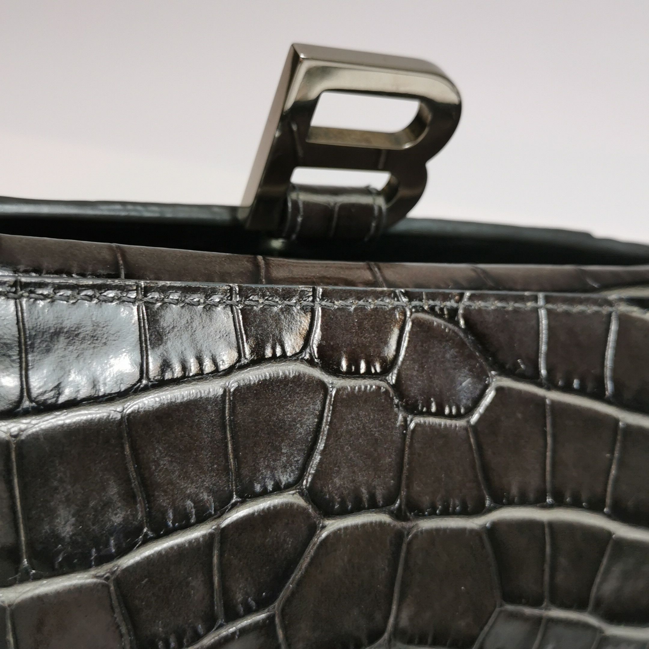 Balenciaga Balenciaga Women os Shoulder Bags Size ONE SIZE - 24 Thumbnail