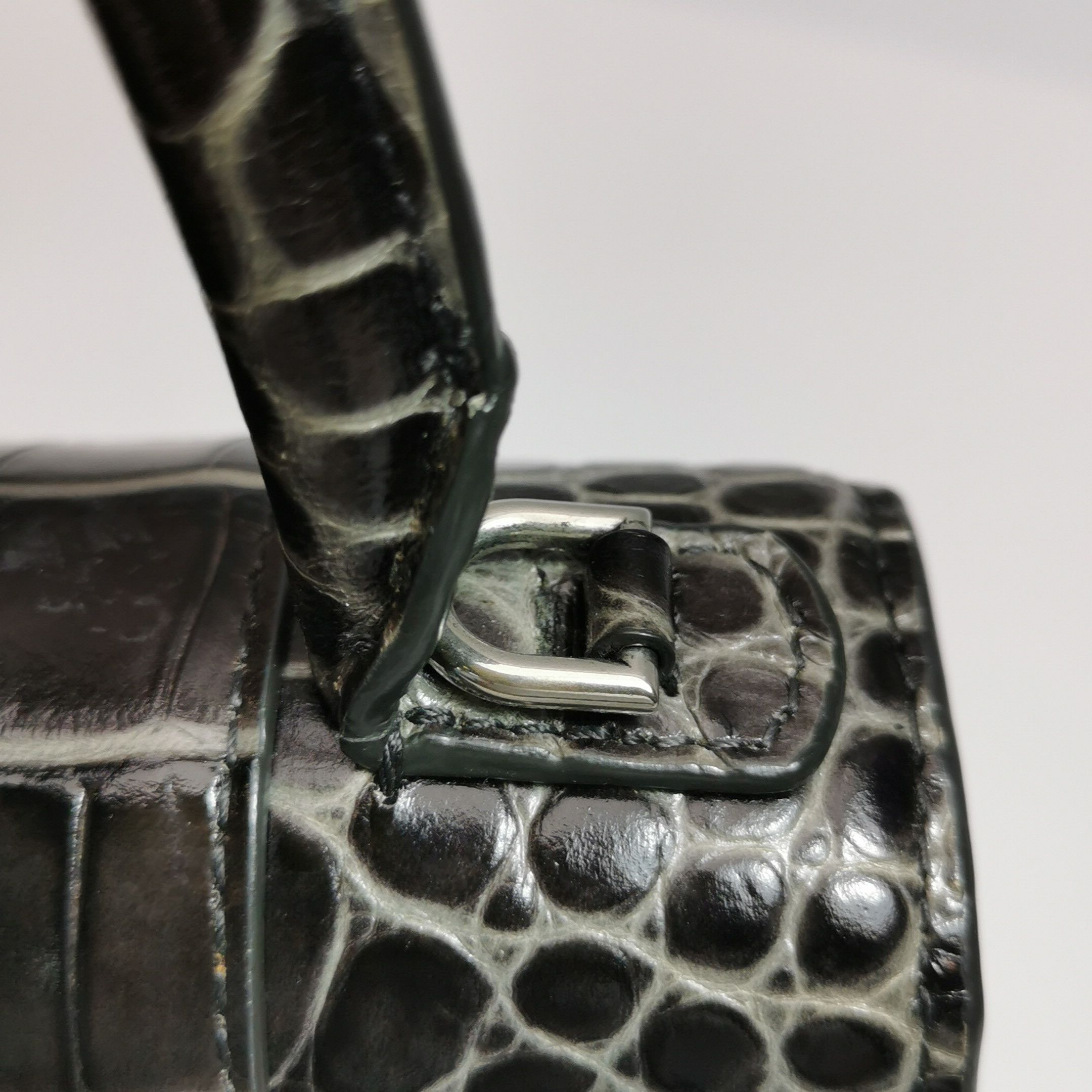Balenciaga Balenciaga Women os Shoulder Bags Size ONE SIZE - 16 Thumbnail