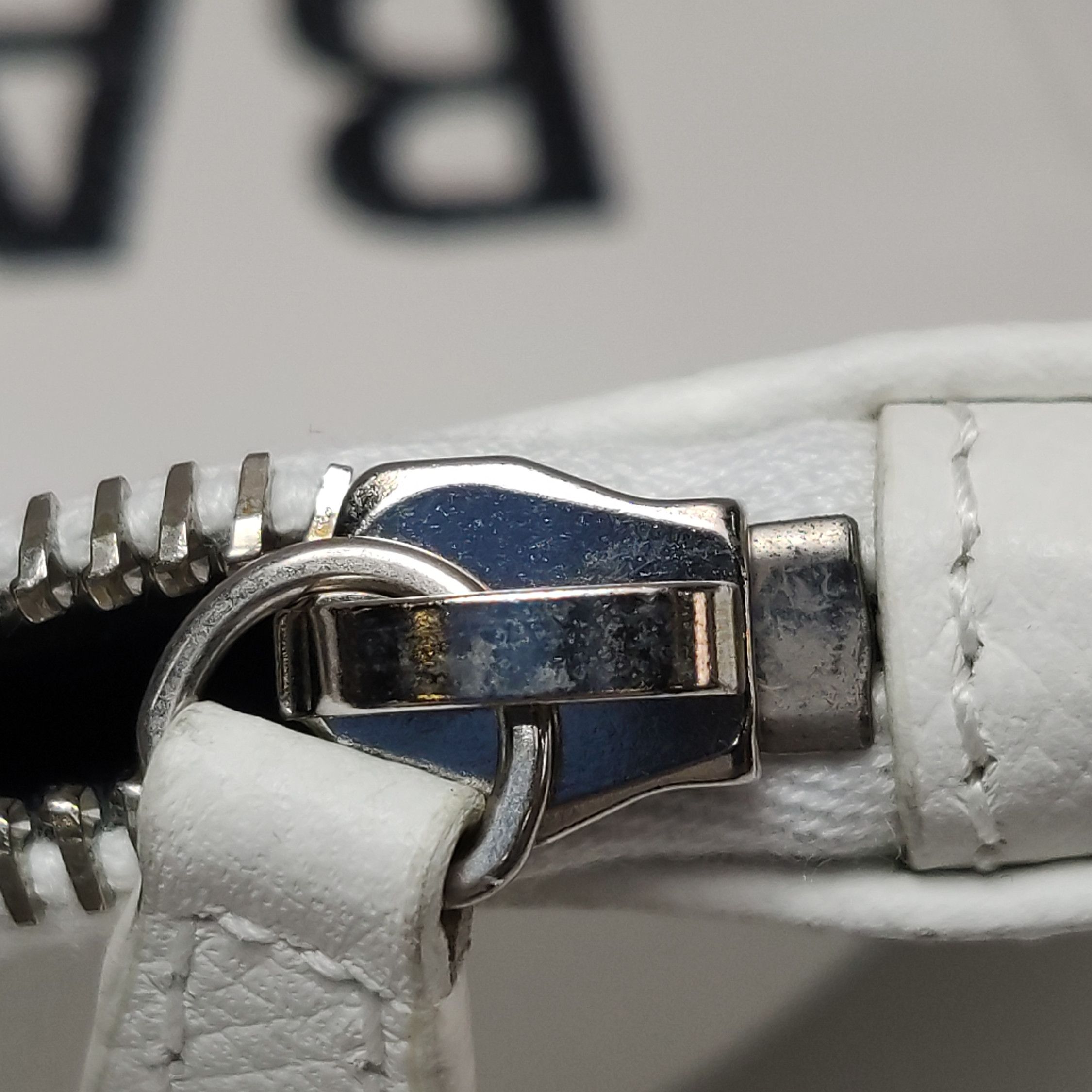Balenciaga Balenciaga Women os Clutches Size ONE SIZE - 9 Thumbnail