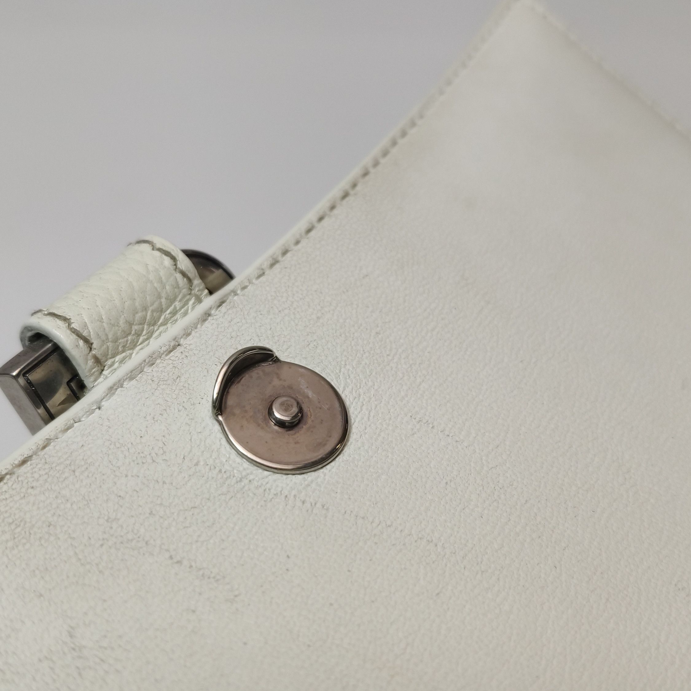 Balenciaga Balenciaga Women os Shoulder Bags Size ONE SIZE - 16 Thumbnail