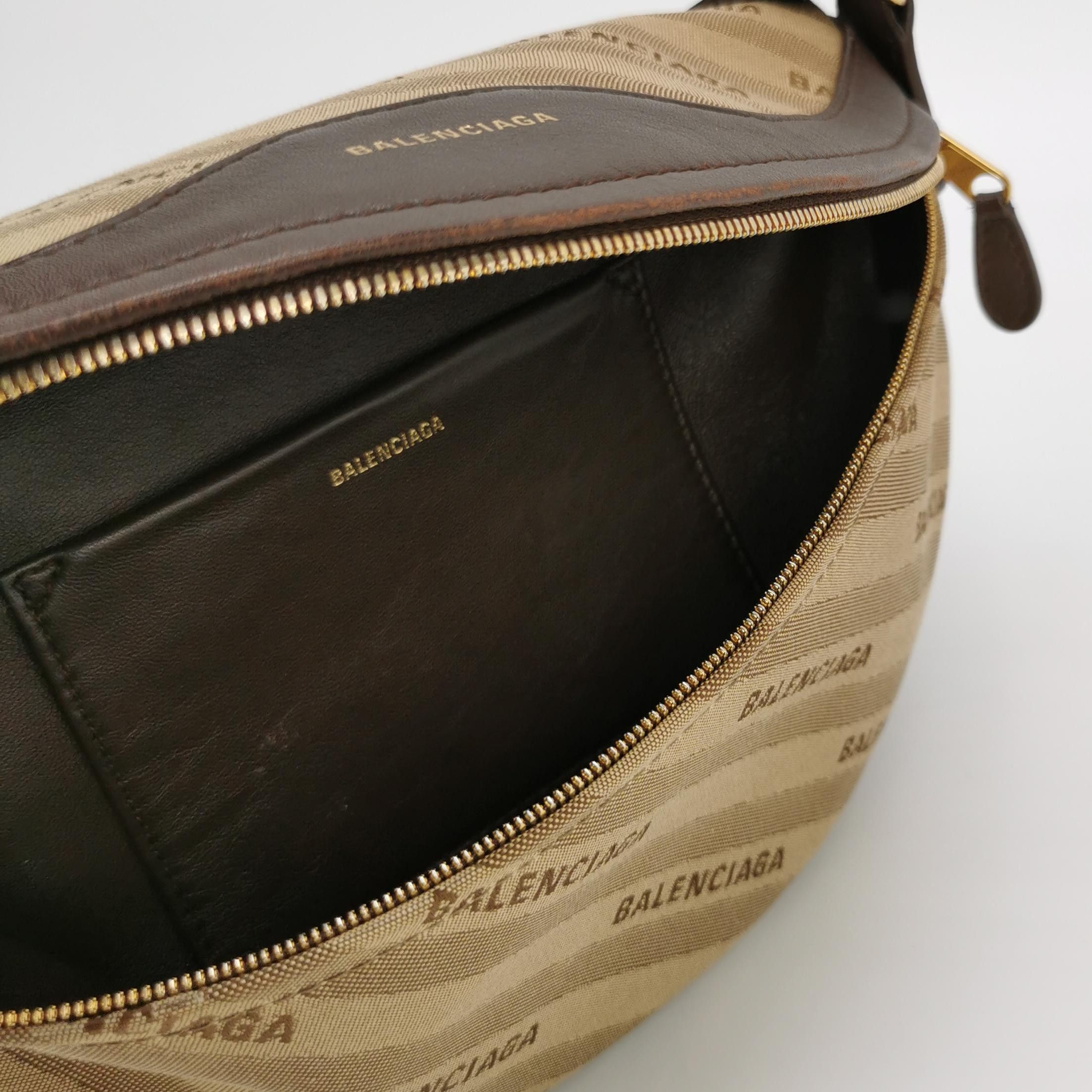 Balenciaga Balenciaga Women os Crossbody Bags Size ONE SIZE - 7 Thumbnail