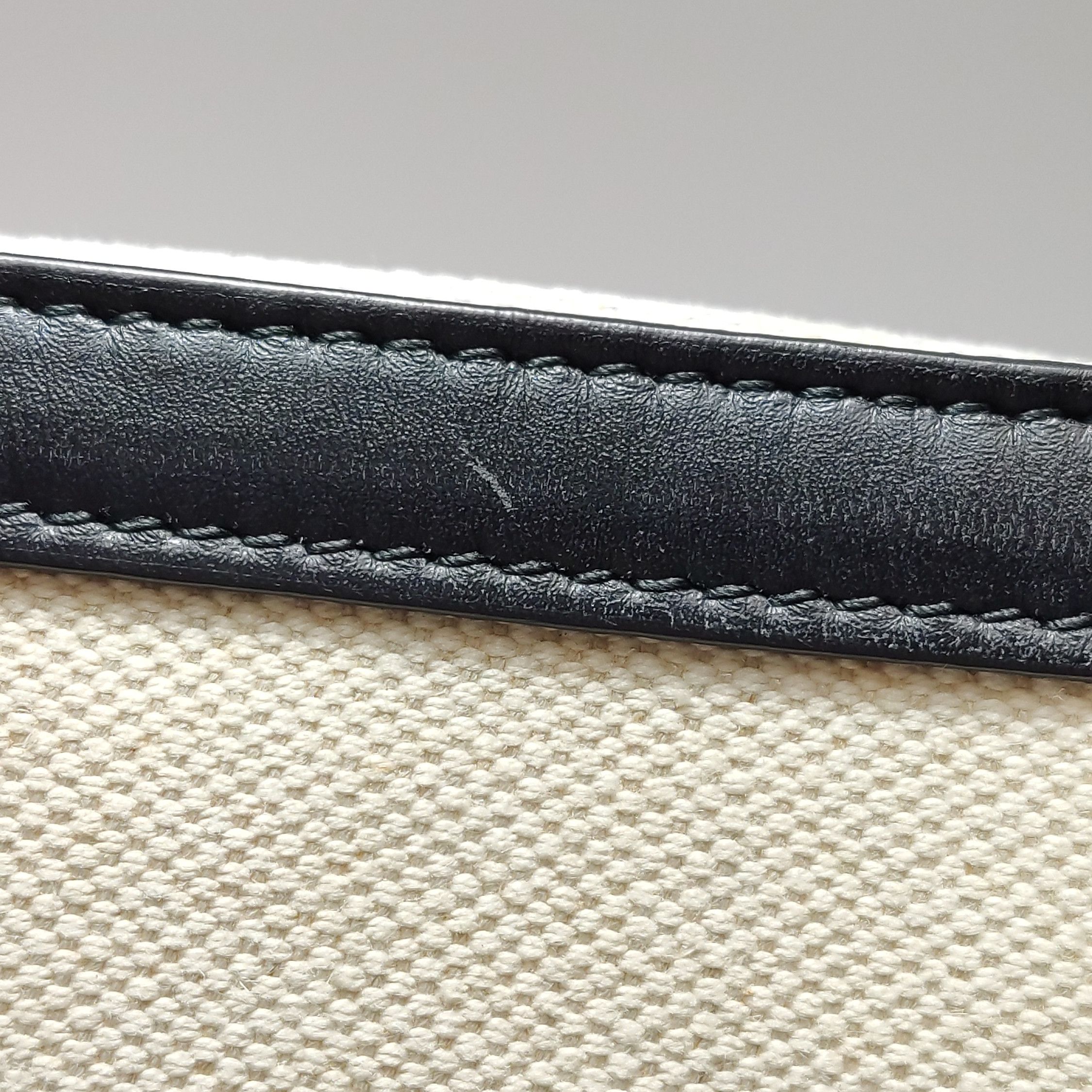 Balenciaga Balenciaga Women os Crossbody Bags Size ONE SIZE - 16 Thumbnail