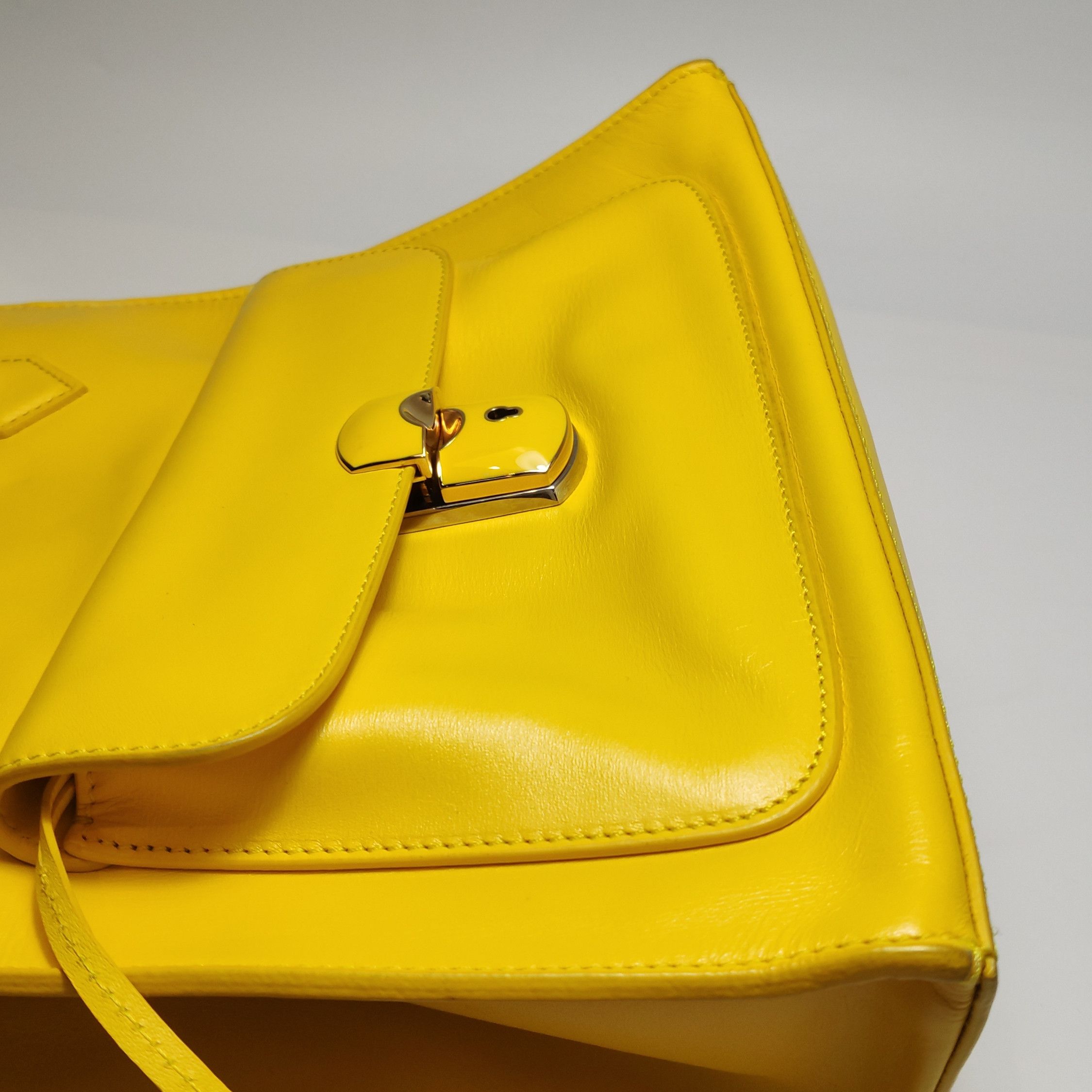 Balenciaga Balenciaga Women os Shoulder Bags Size ONE SIZE - 14 Thumbnail
