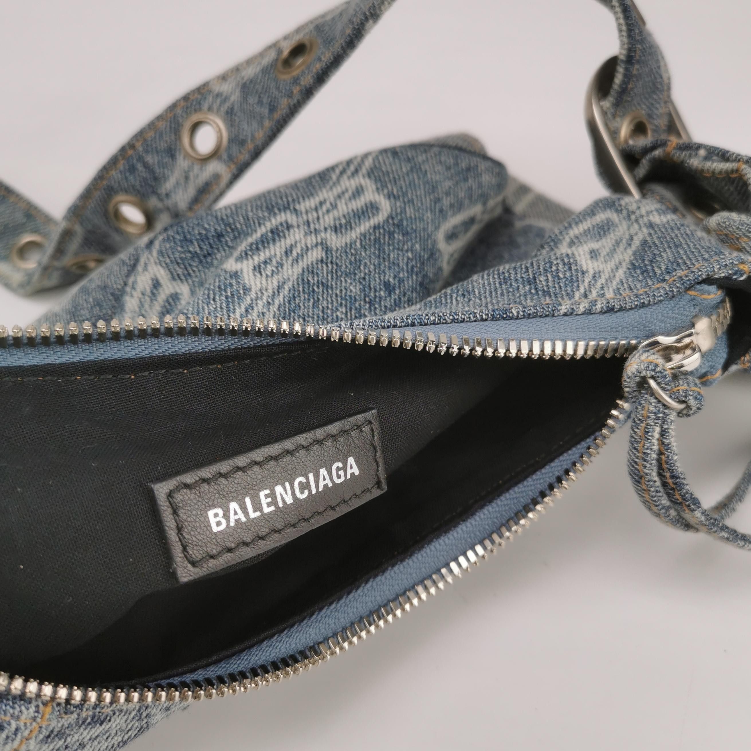 Balenciaga Balenciaga Women os Shoulder Bags Size ONE SIZE - 9 Thumbnail