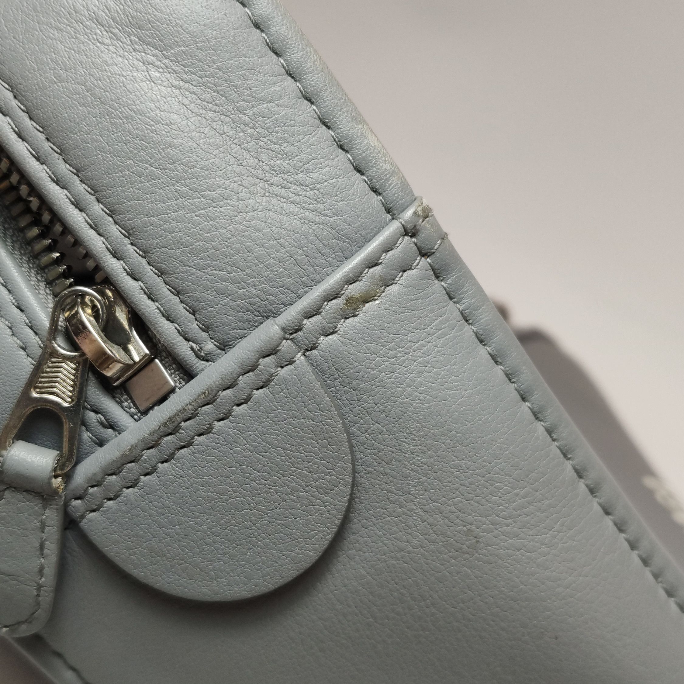 Balenciaga Balenciaga Women os Shoulder Bags Size ONE SIZE - 22 Thumbnail
