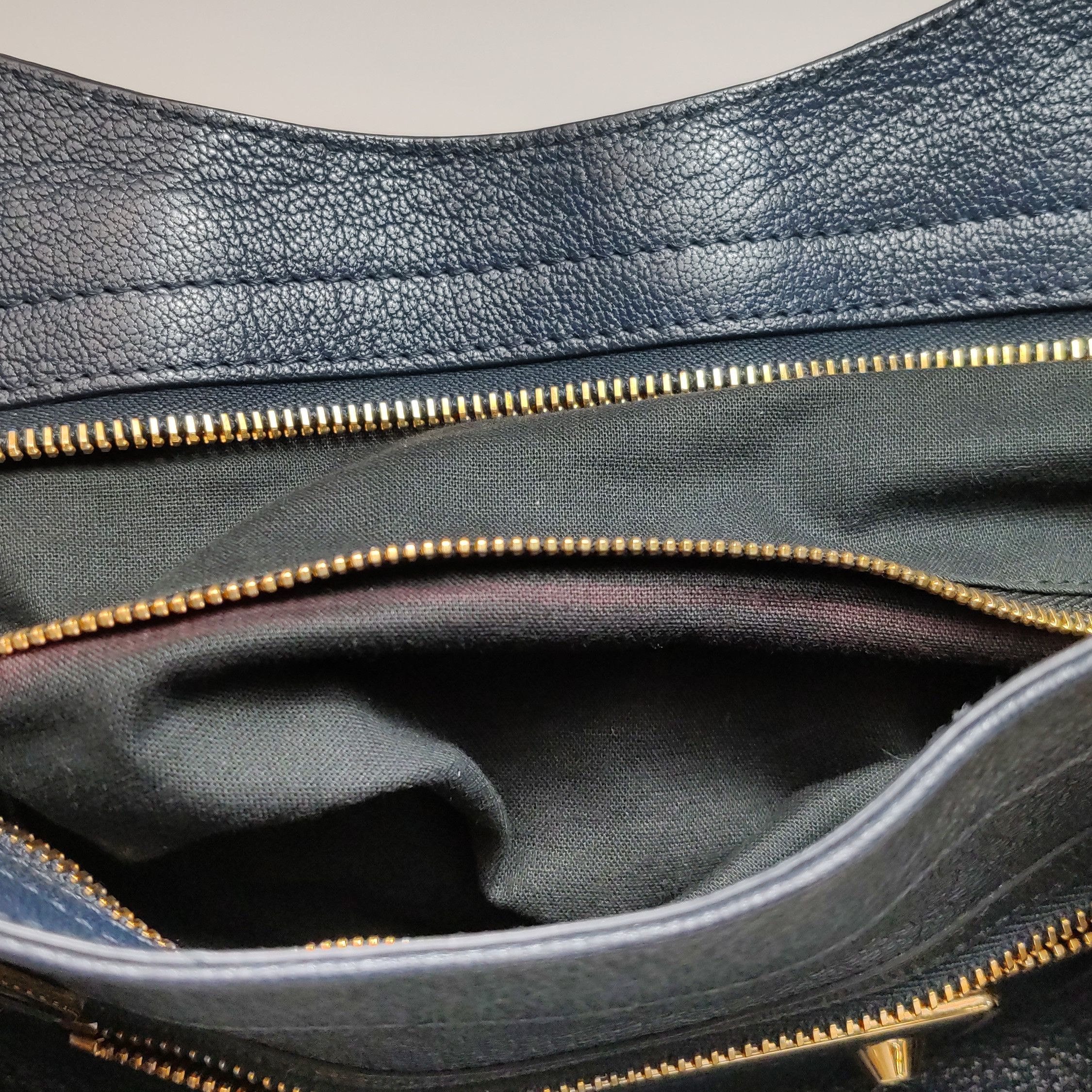 Balenciaga Balenciaga Women os Shoulder Bags Size ONE SIZE - 10 Thumbnail