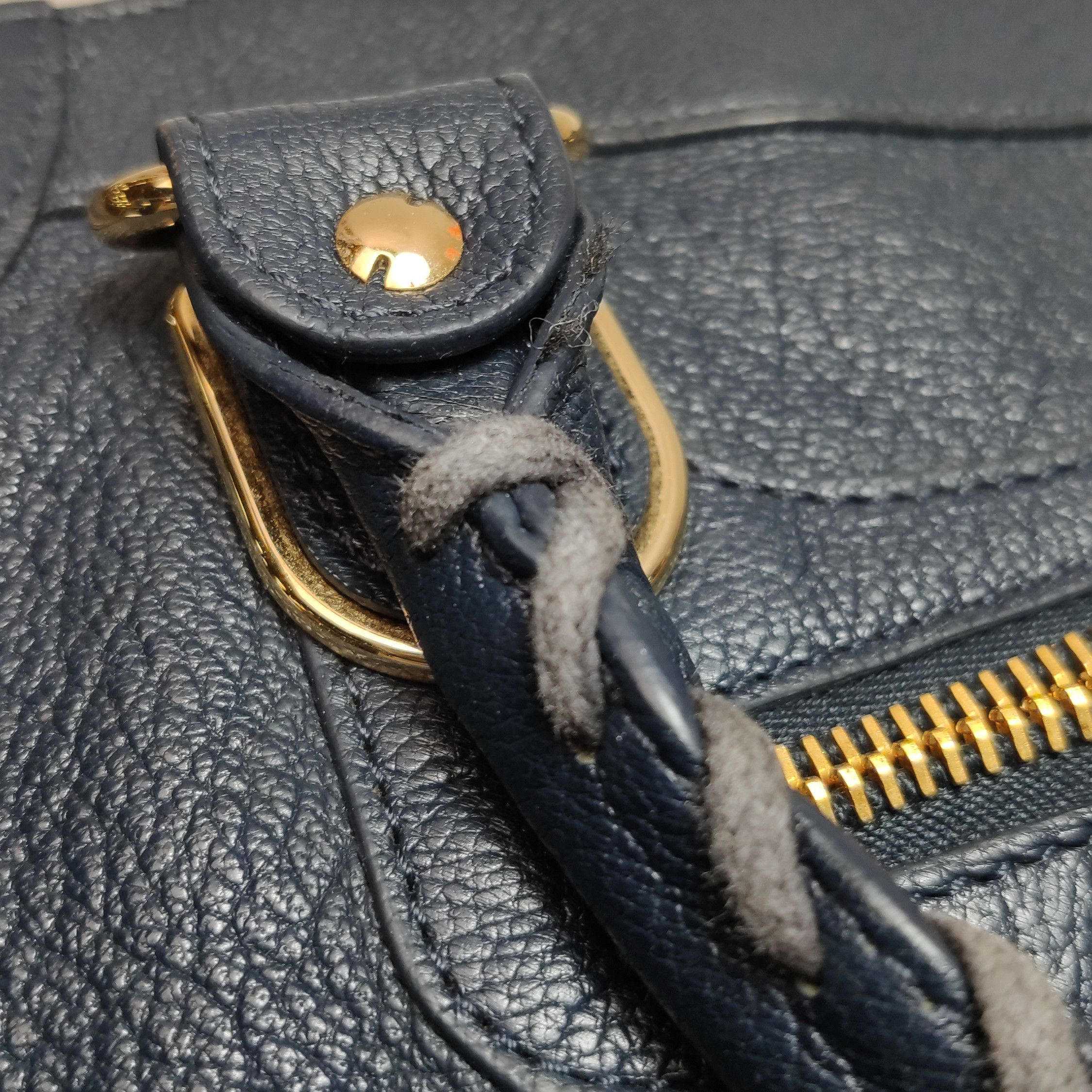 Balenciaga Balenciaga Women os Shoulder Bags Size ONE SIZE - 17 Thumbnail