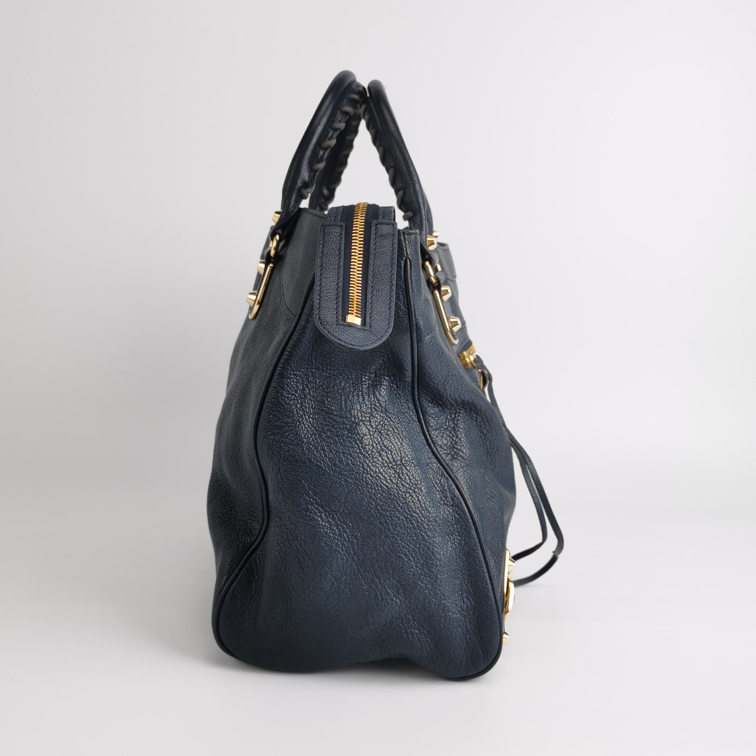 Balenciaga Balenciaga Women os Shoulder Bags Size ONE SIZE - 4 Thumbnail