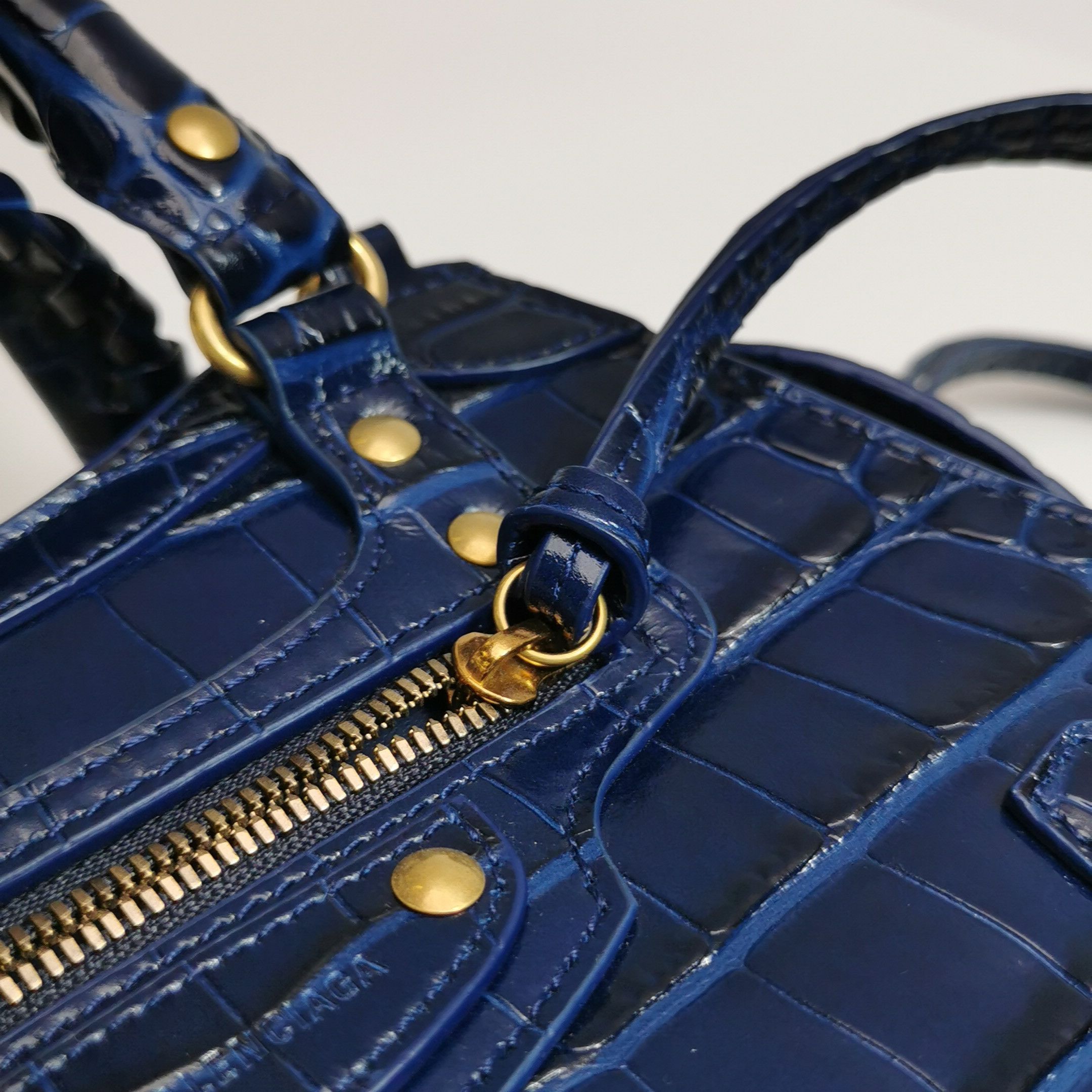 Balenciaga Balenciaga Women os Shoulder Bags Size ONE SIZE - 11 Thumbnail