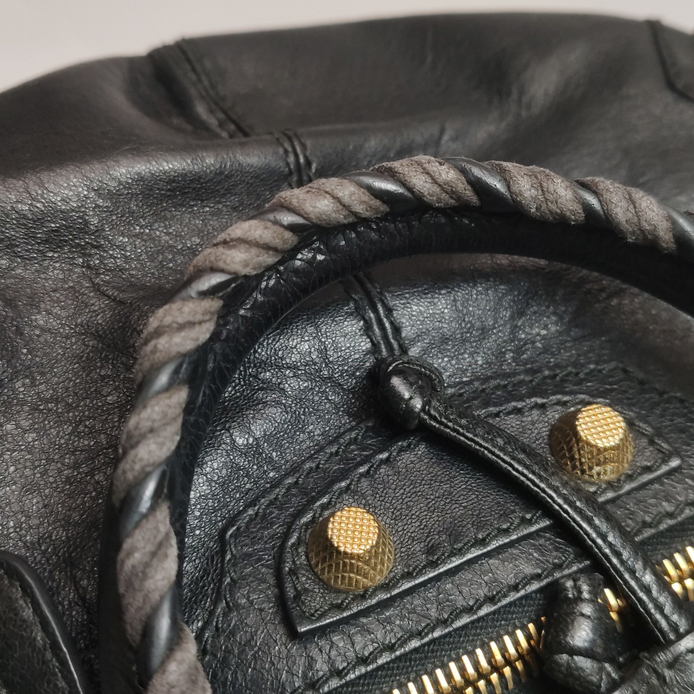 Balenciaga Balenciaga Women os Shoulder Bags Size ONE SIZE - 22 Thumbnail
