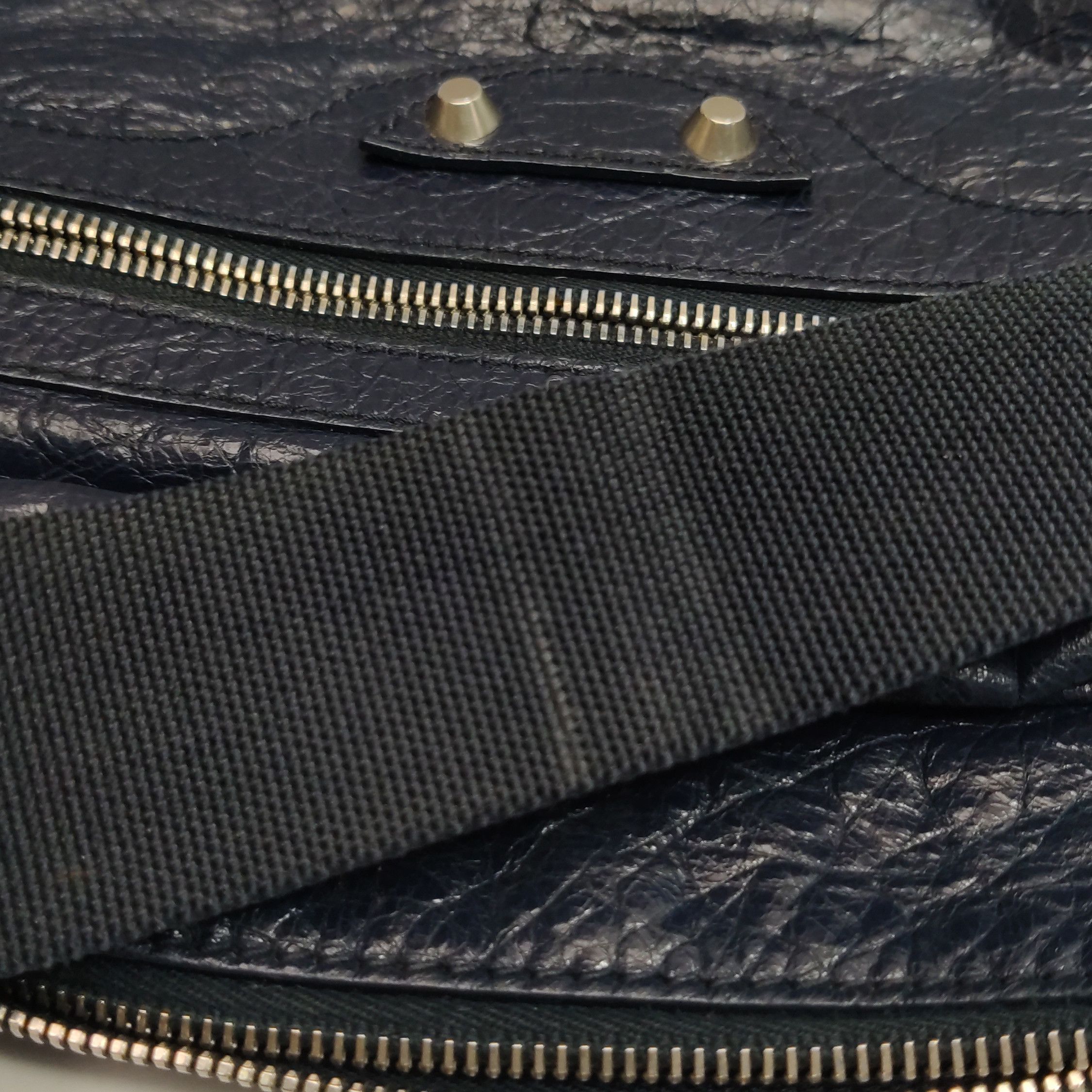 Balenciaga Balenciaga Women os Shoulder Bags Size ONE SIZE - 12 Thumbnail