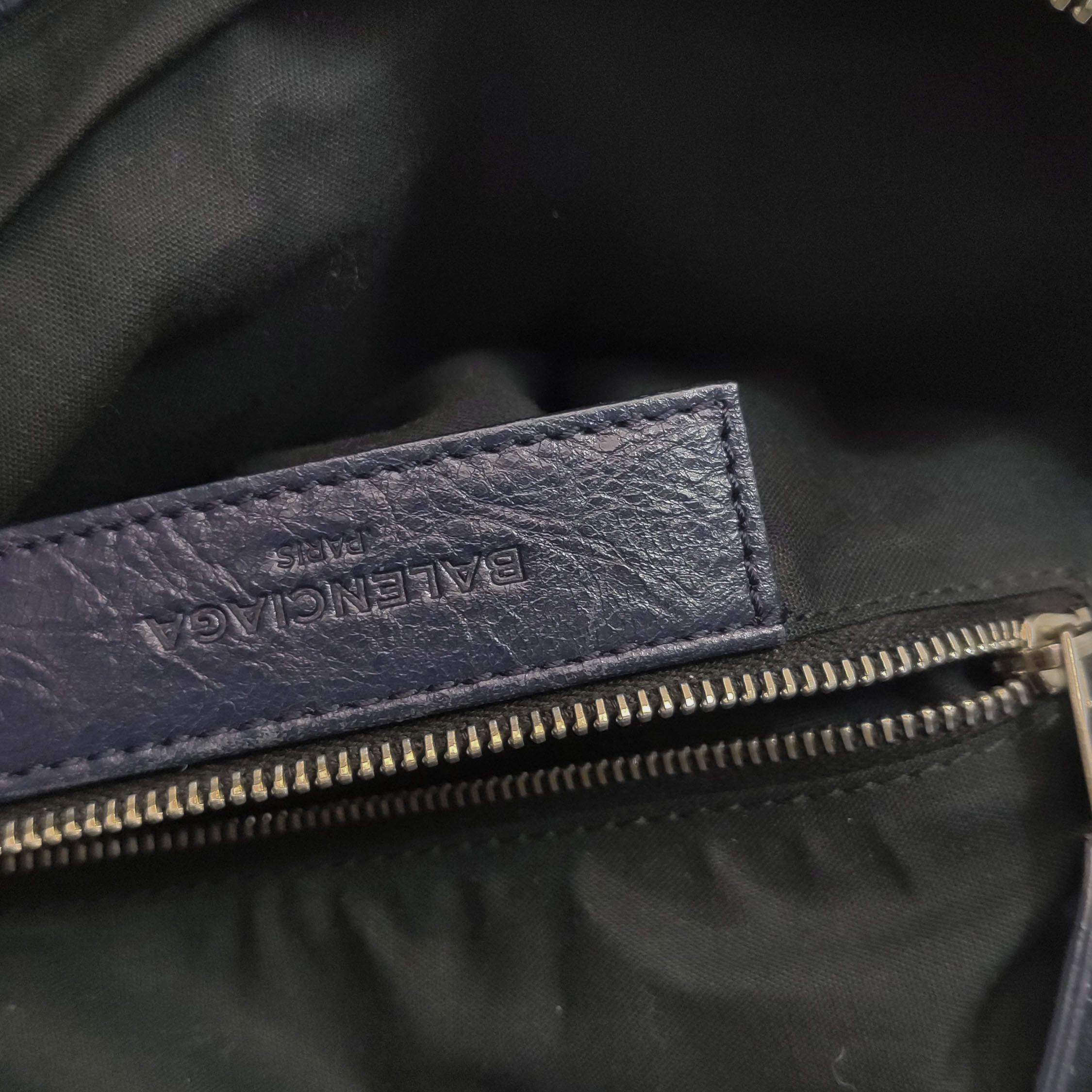 Balenciaga Balenciaga Women os Shoulder Bags Size ONE SIZE - 10 Thumbnail