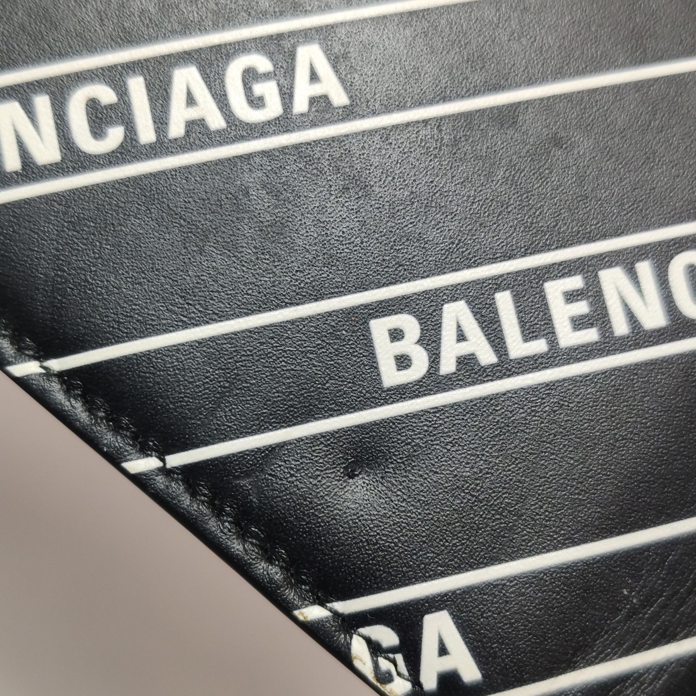 Balenciaga Balenciaga Women os Crossbody Bags Size ONE SIZE - 15 Thumbnail