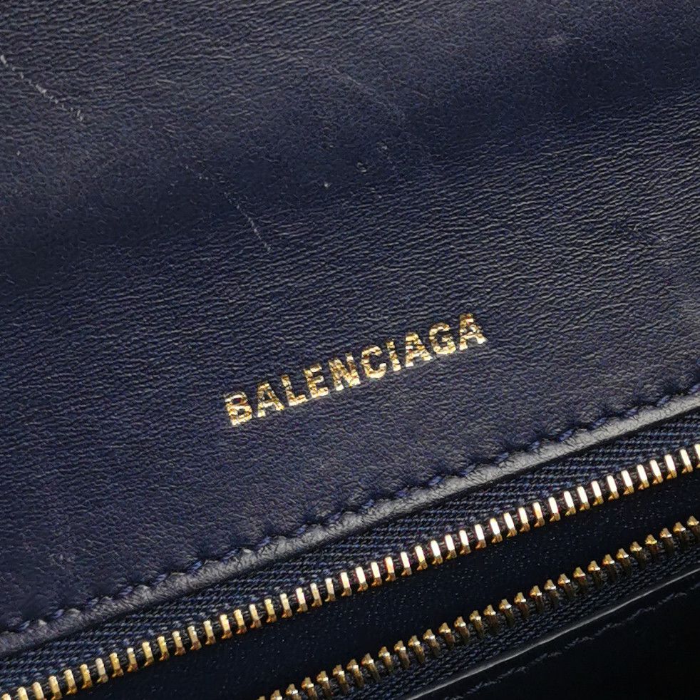 Balenciaga Balenciaga Women os Shoulder Bags Size ONE SIZE - 8 Thumbnail