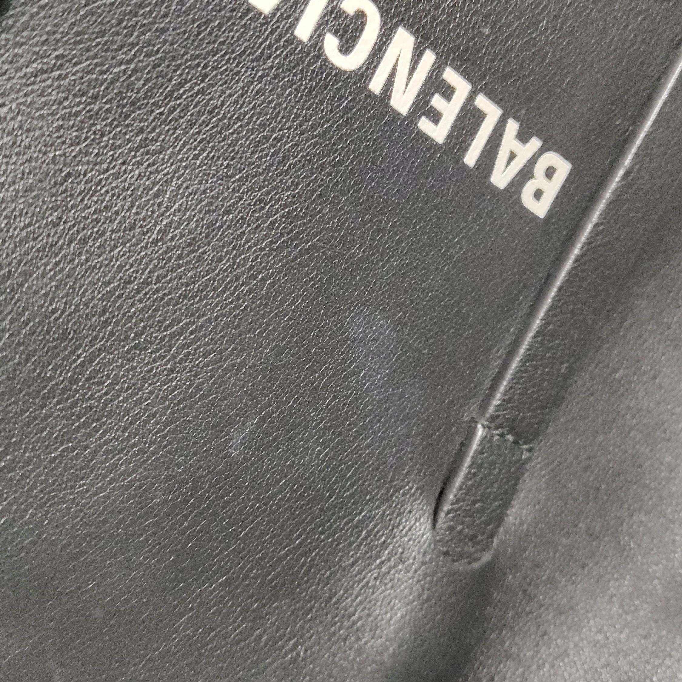 Balenciaga Balenciaga Women os Shoulder Bags Size ONE SIZE - 19 Thumbnail