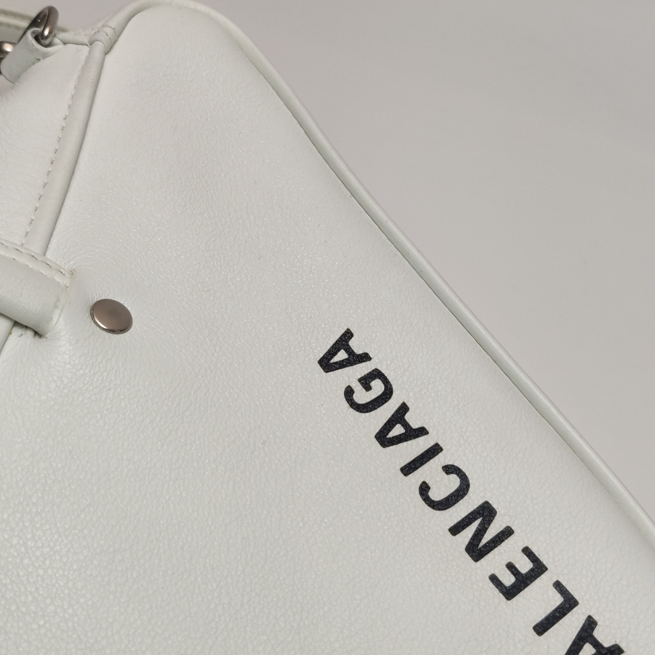 Balenciaga Balenciaga Women os Crossbody Bags Size ONE SIZE - 17 Thumbnail