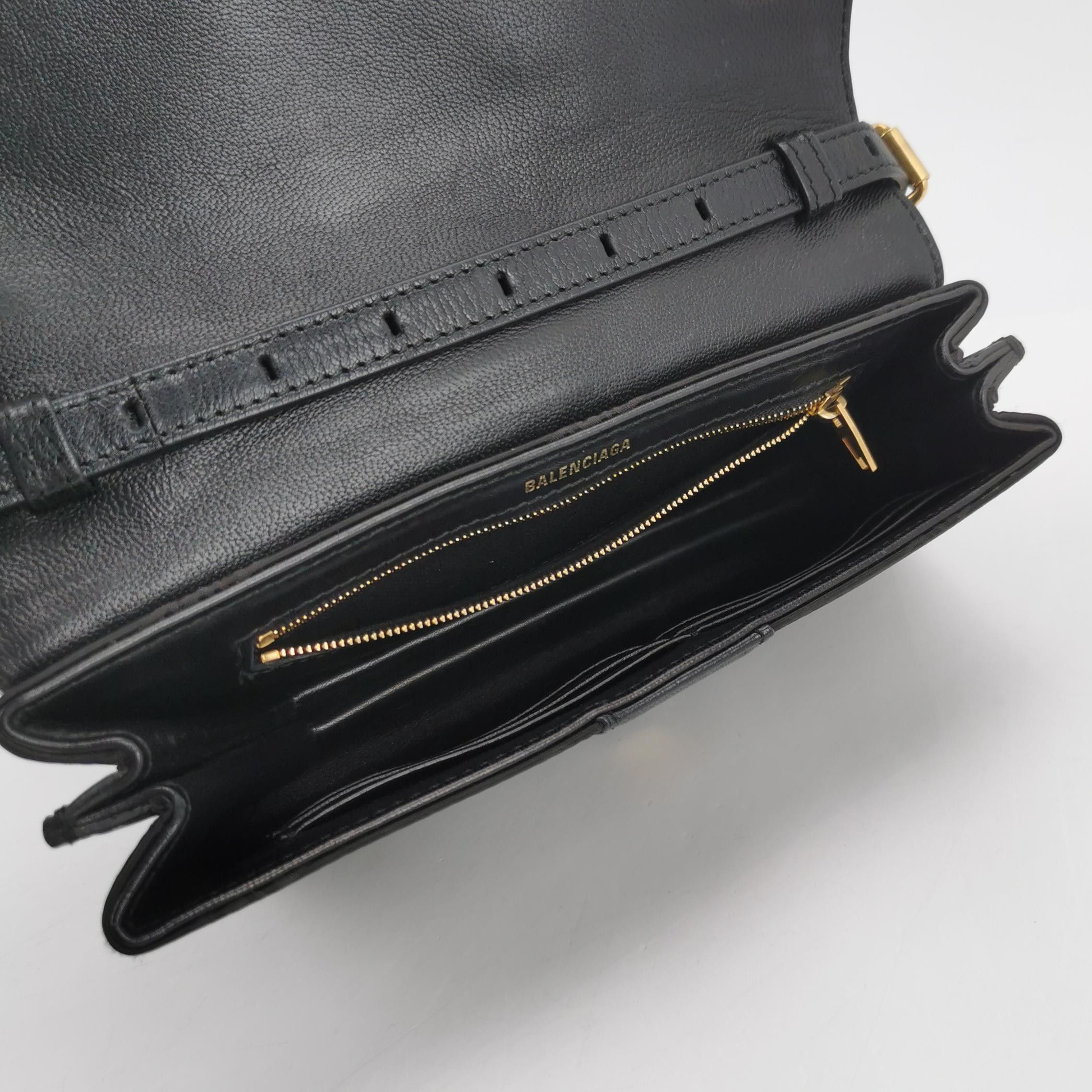 Balenciaga Balenciaga Women os Shoulder Bags Size ONE SIZE - 7 Thumbnail
