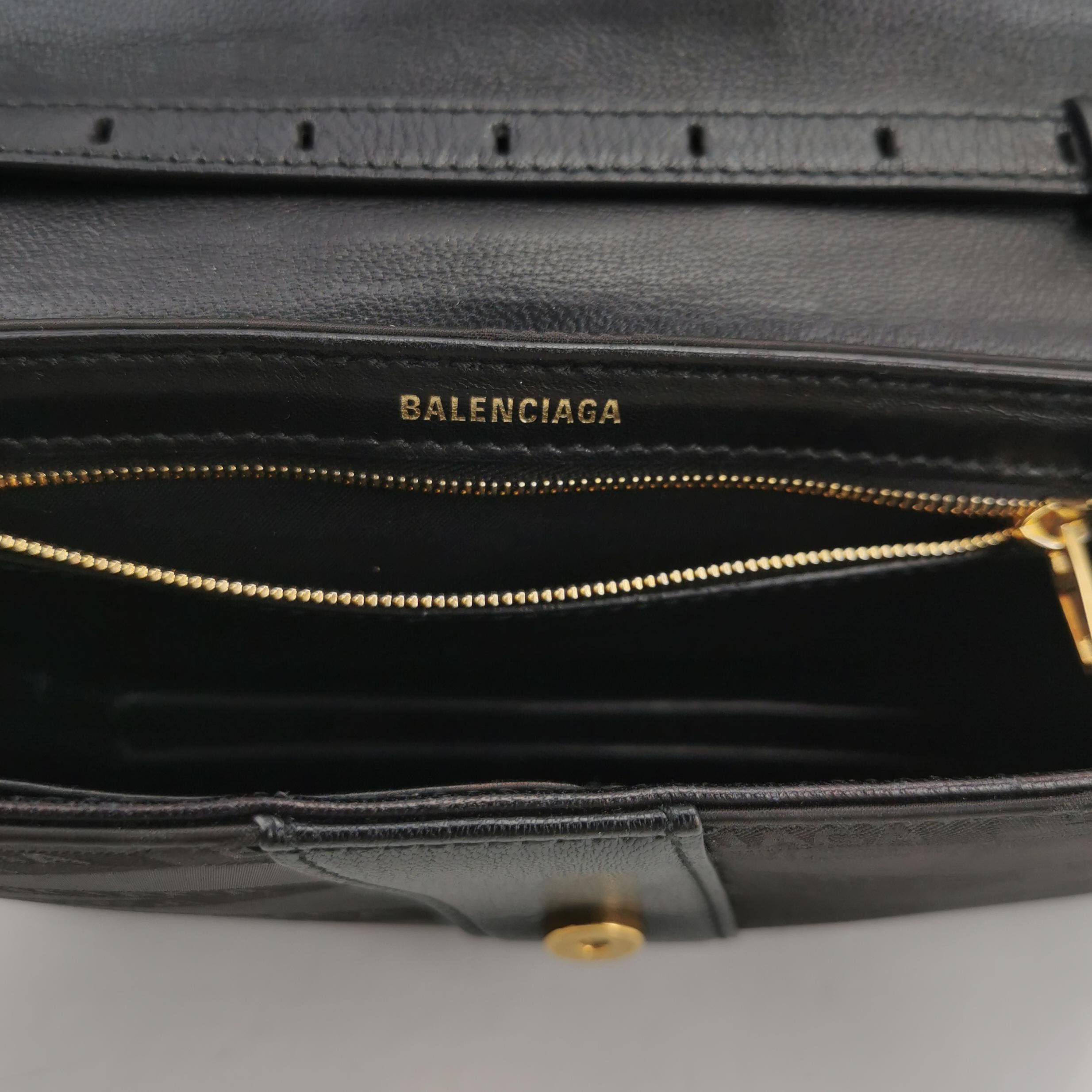 Balenciaga Balenciaga Women os Shoulder Bags Size ONE SIZE - 8 Thumbnail