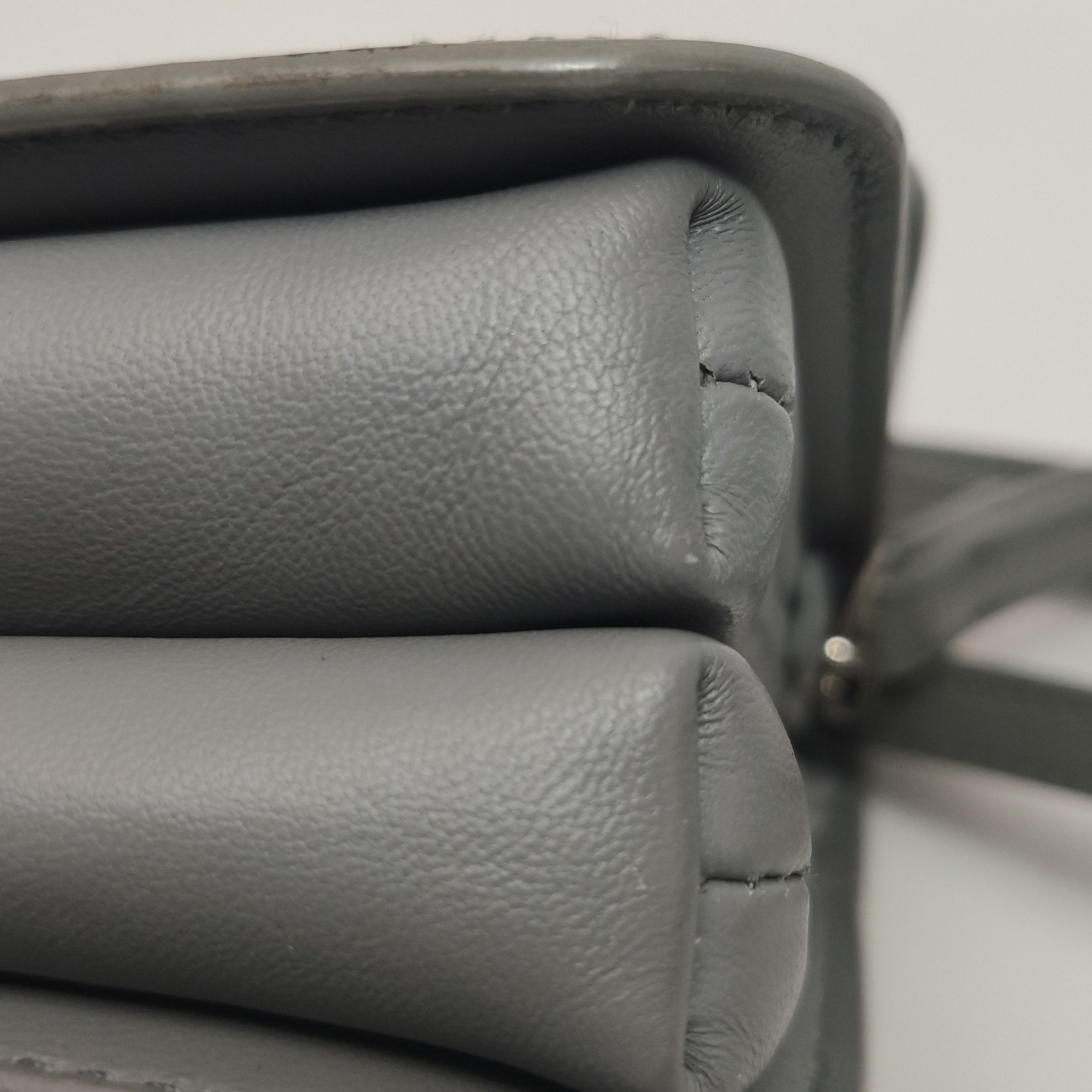 Balenciaga Balenciaga Women os Shoulder Bags Size ONE SIZE - 21 Thumbnail