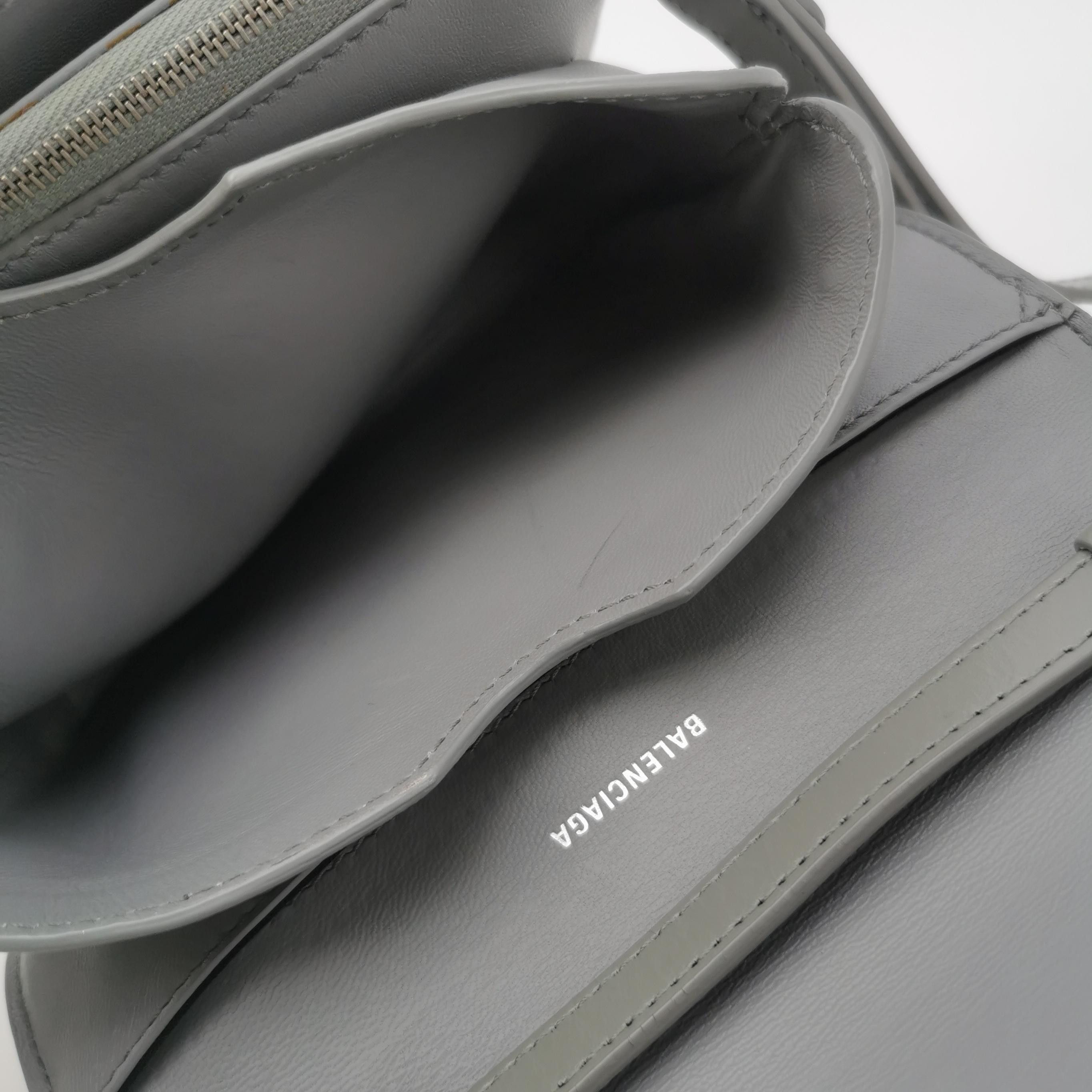 Balenciaga Balenciaga Women os Shoulder Bags Size ONE SIZE - 7 Thumbnail
