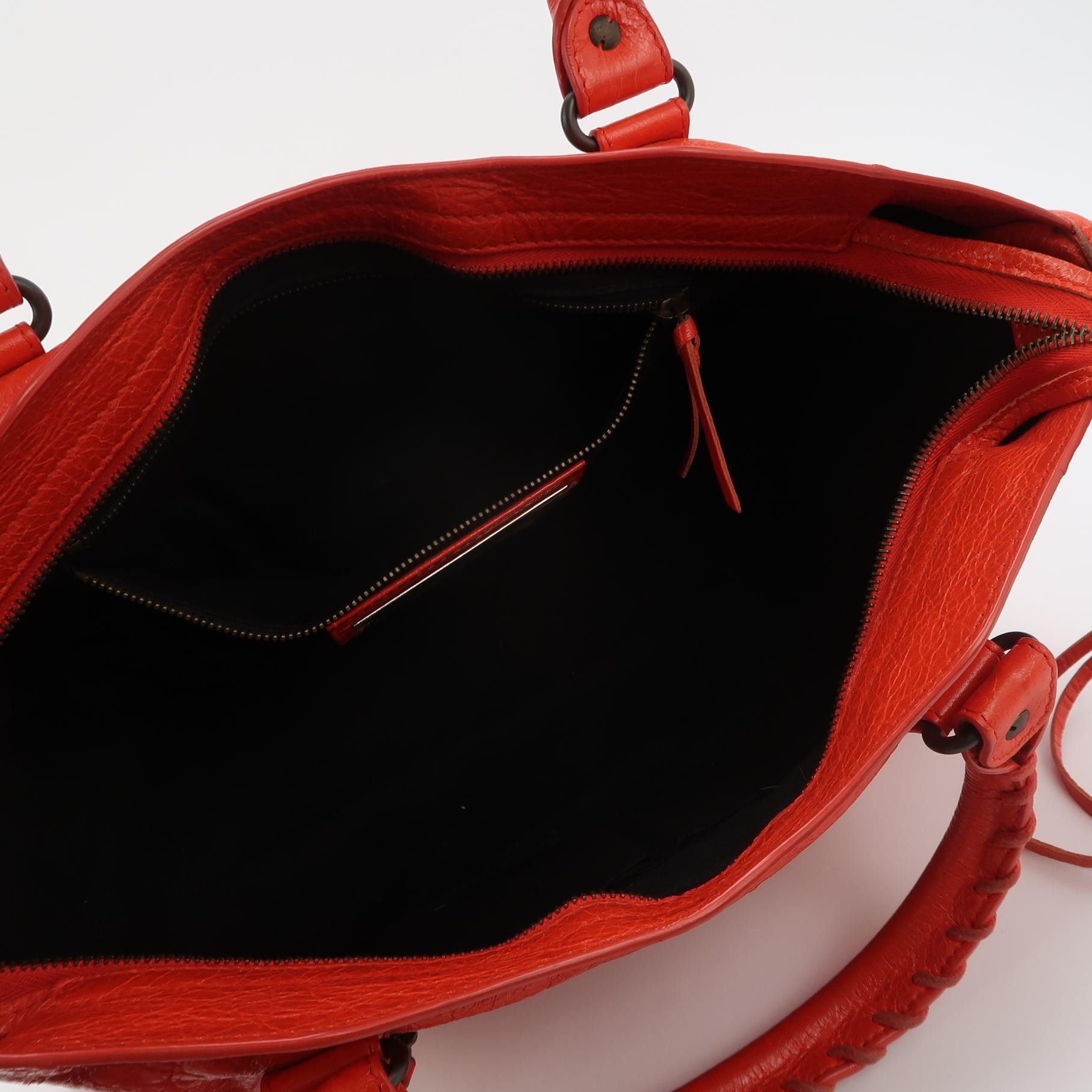 Balenciaga Balenciaga Women os Shoulder Bags Size ONE SIZE - 7 Thumbnail
