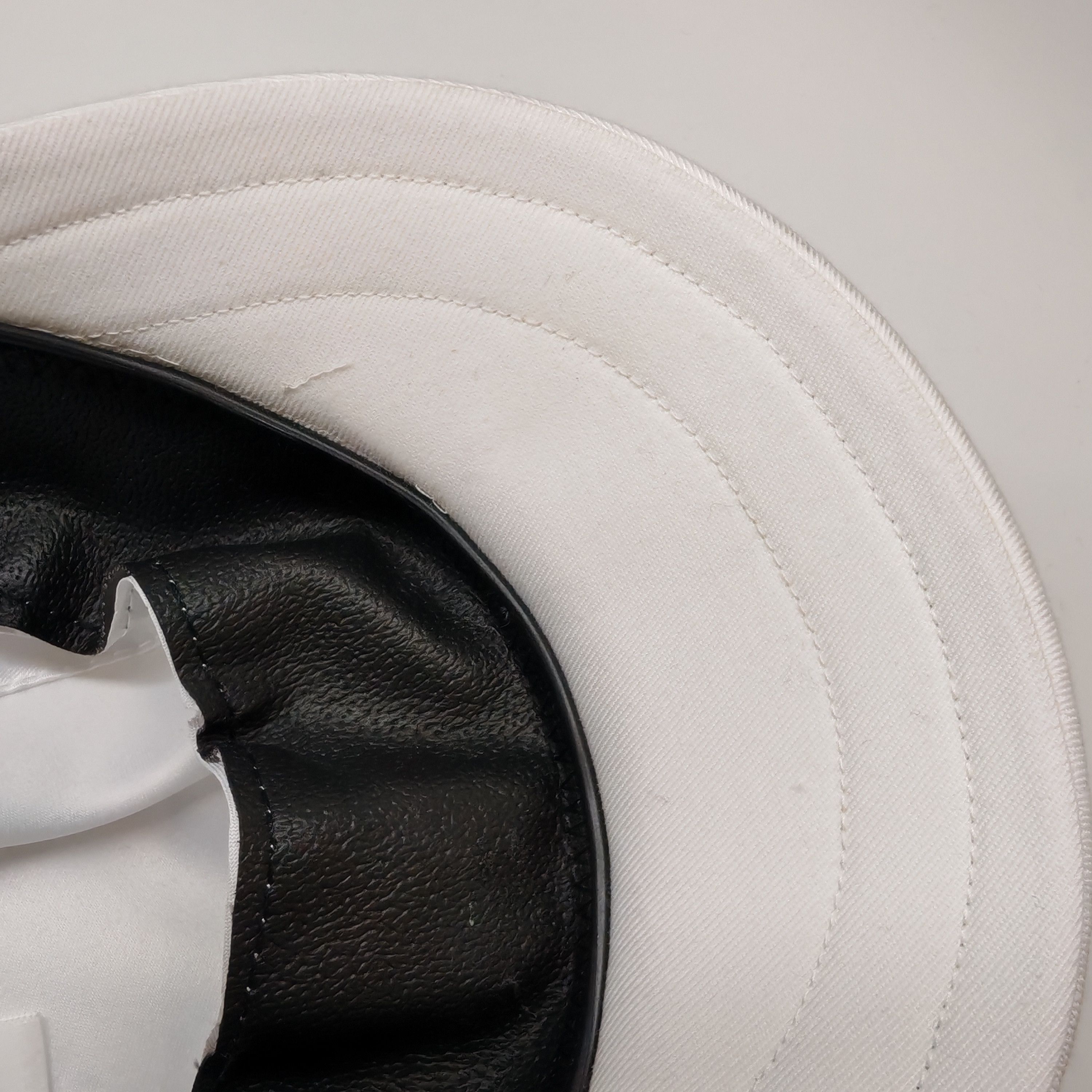 Dior Dior Cruise 2022 White Embroidered Baker Boy Hat 59 Size ONE SIZE - 9 Thumbnail