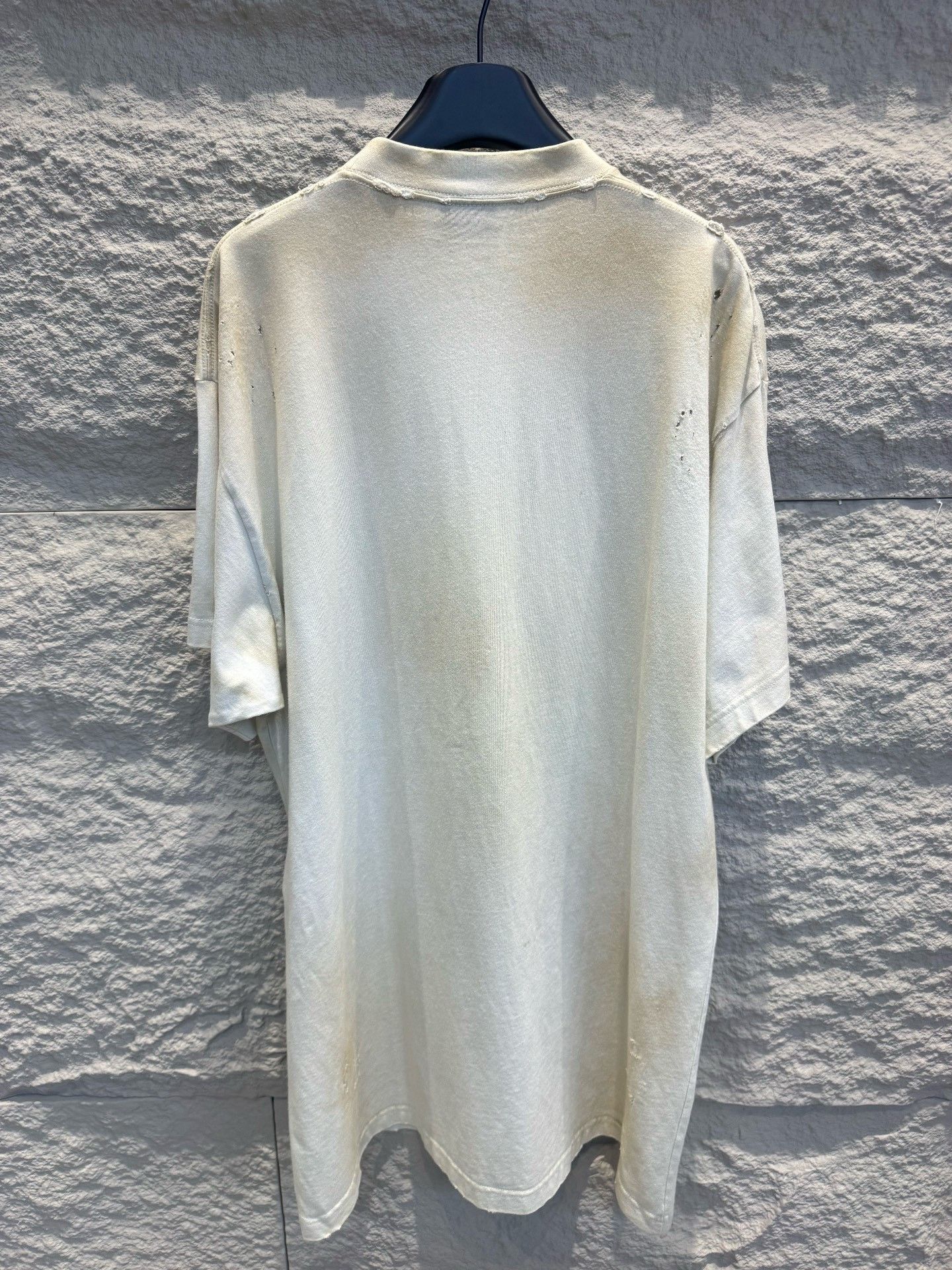 Balenciaga Balenciaga x Manchester United T-Shirt Size S Size US S / EU 44-46 / 1 - 5 Thumbnail