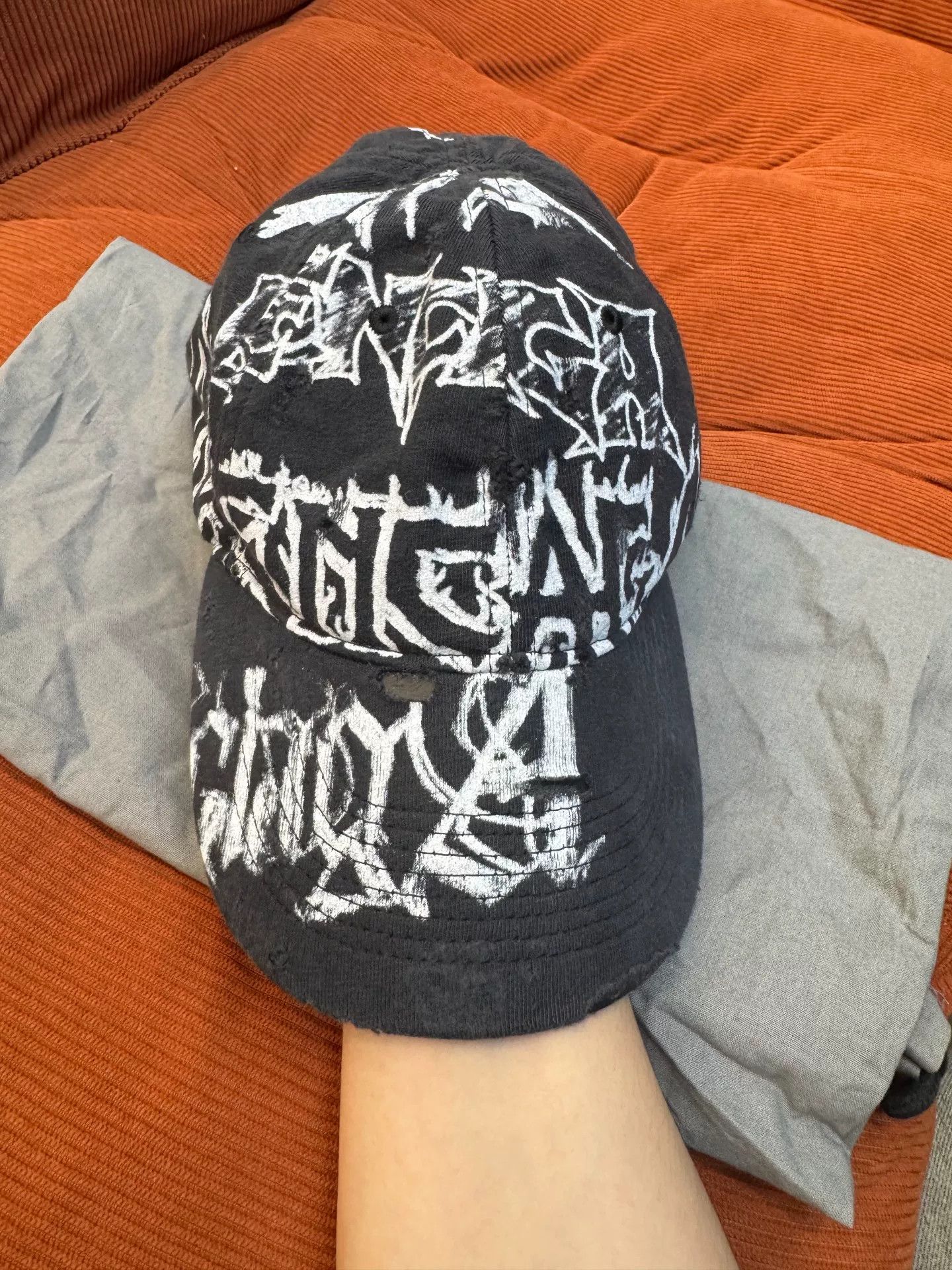 Balenciaga Balenciaga Graffiti Print Cap Size M Size ONE SIZE - 2 Thumbnail