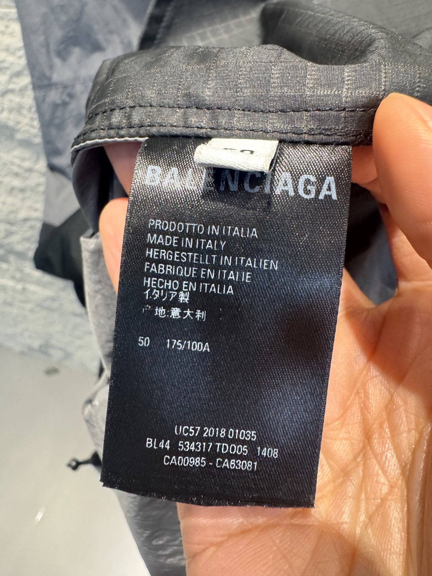 Balenciaga Balenciaga Colorblock Windbreaker Size M Size US M / EU 48-50 / 2 - 5 Thumbnail