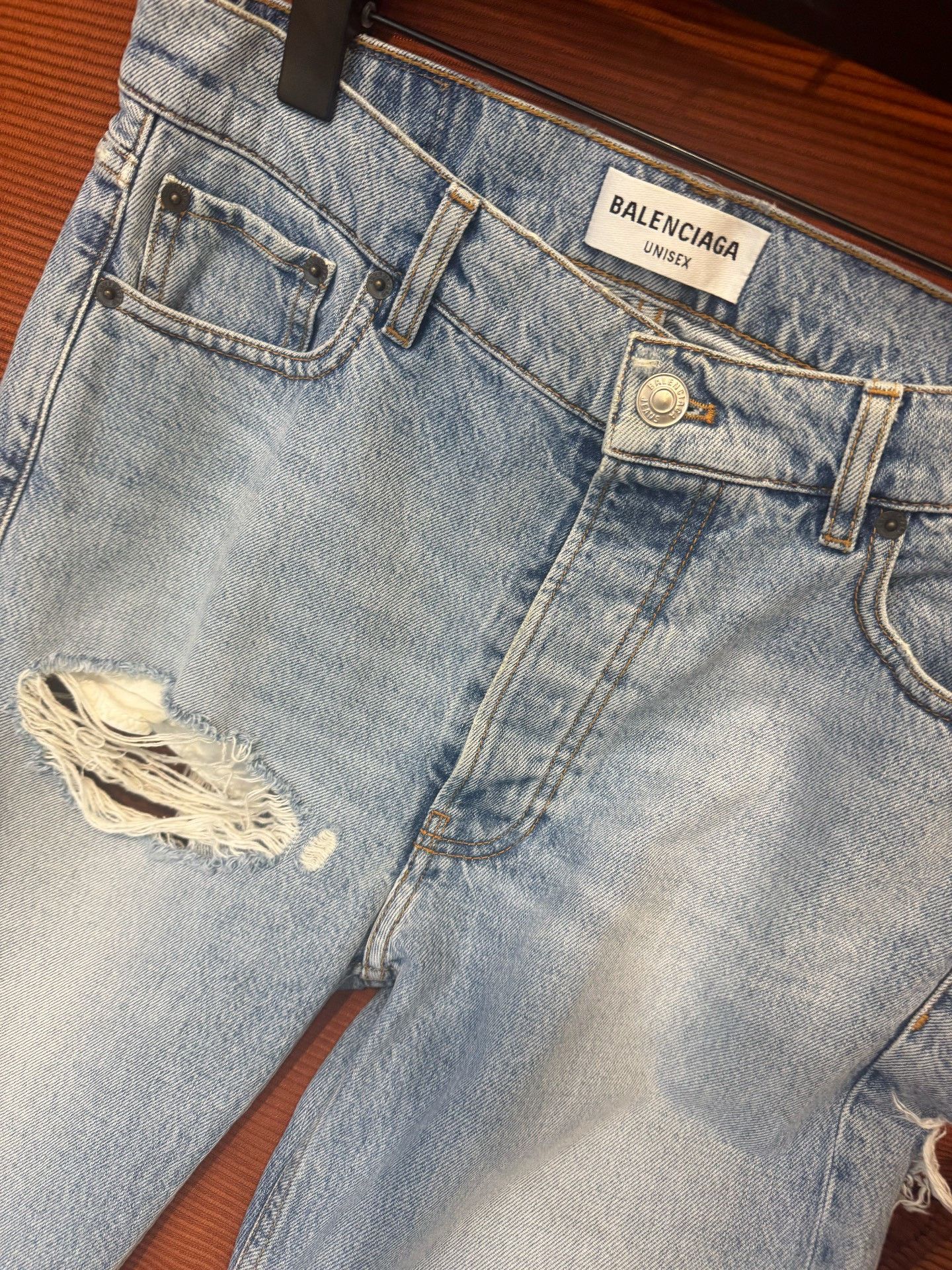 Balenciaga Balenciaga Distressed Denim Jeans Size 26 Size US 26 / EU 42 - 3 Thumbnail
