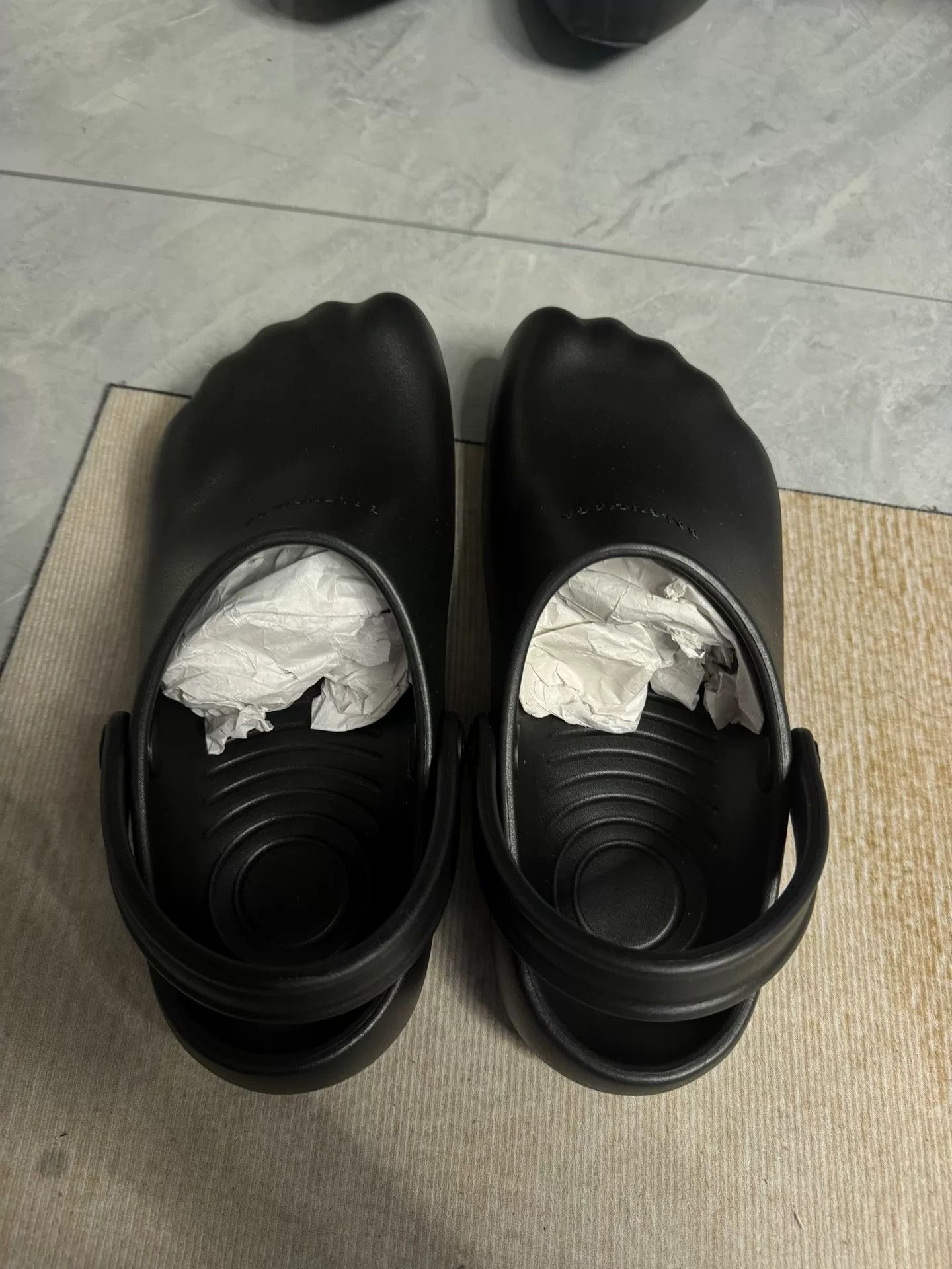 Balenciaga Balenciaga Sunday Molded Clogs Size 8 Size US 8 / EU 41 - 3 Thumbnail