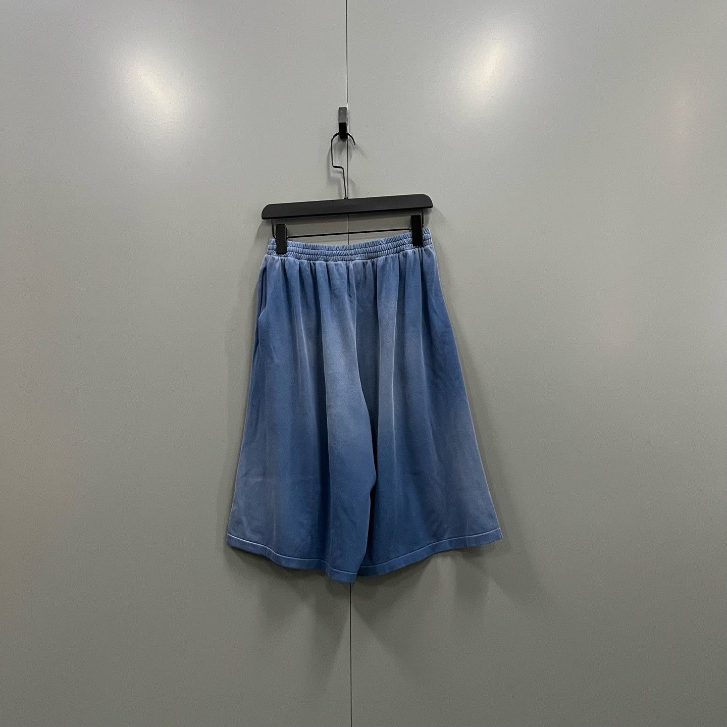 Balenciaga Balenciaga Faded Logo Embroidery Shorts Size S Size US 30 / EU 46 - 3 Thumbnail