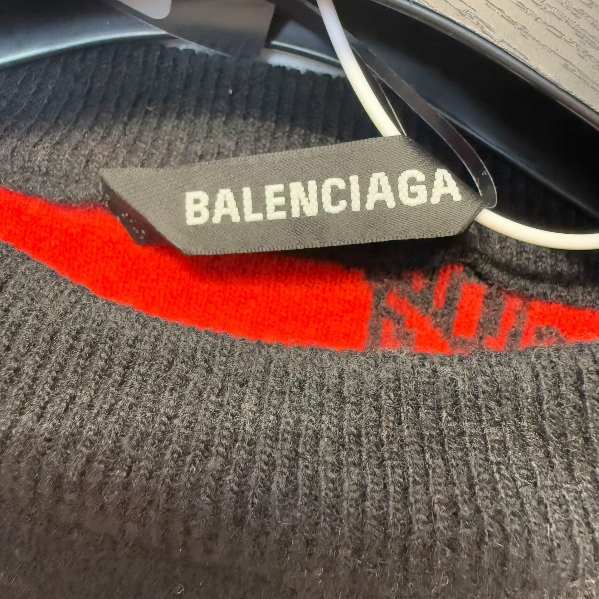 Balenciaga Balenciaga All-Over Logo Knit Sweater Size M Size US M / EU 48-50 / 2 - 4 Thumbnail