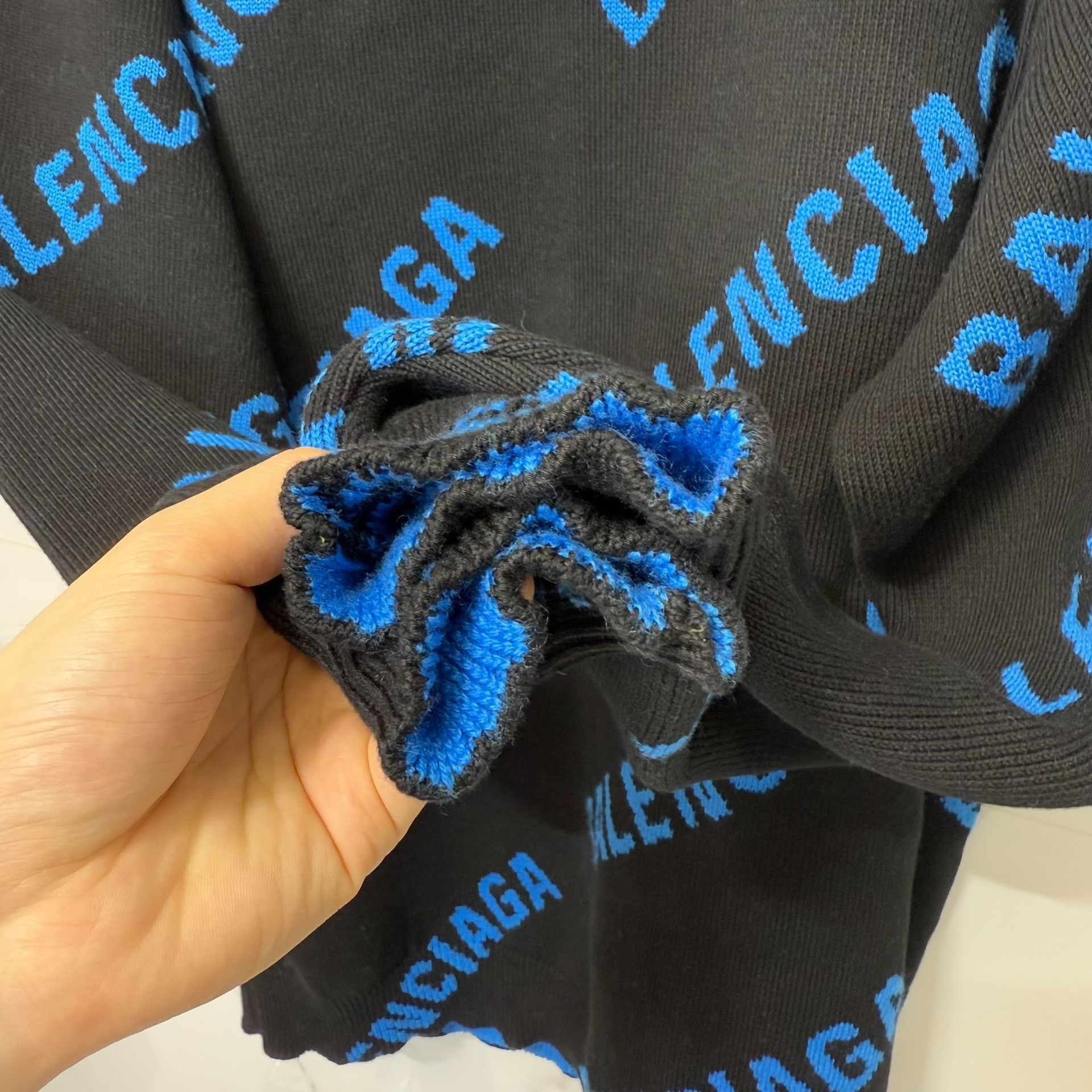 Balenciaga Balenciaga Logo Jacquard Sweater Black Size S Size US S / EU 44-46 / 1 - 7 Thumbnail