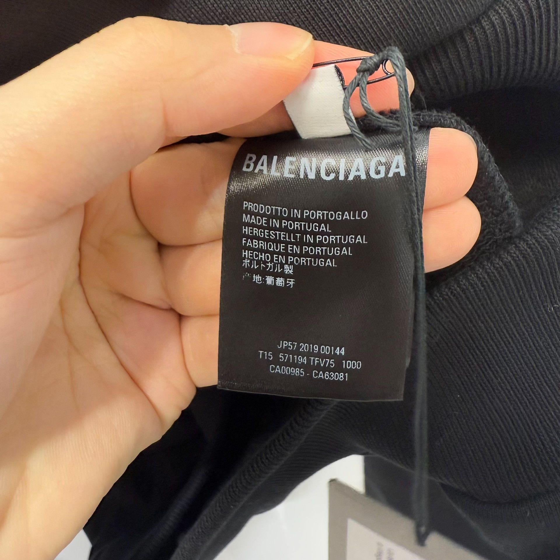 Balenciaga Balenciaga Mode Logo Hoodie Size S Size US S / EU 44-46 / 1 - 5 Thumbnail