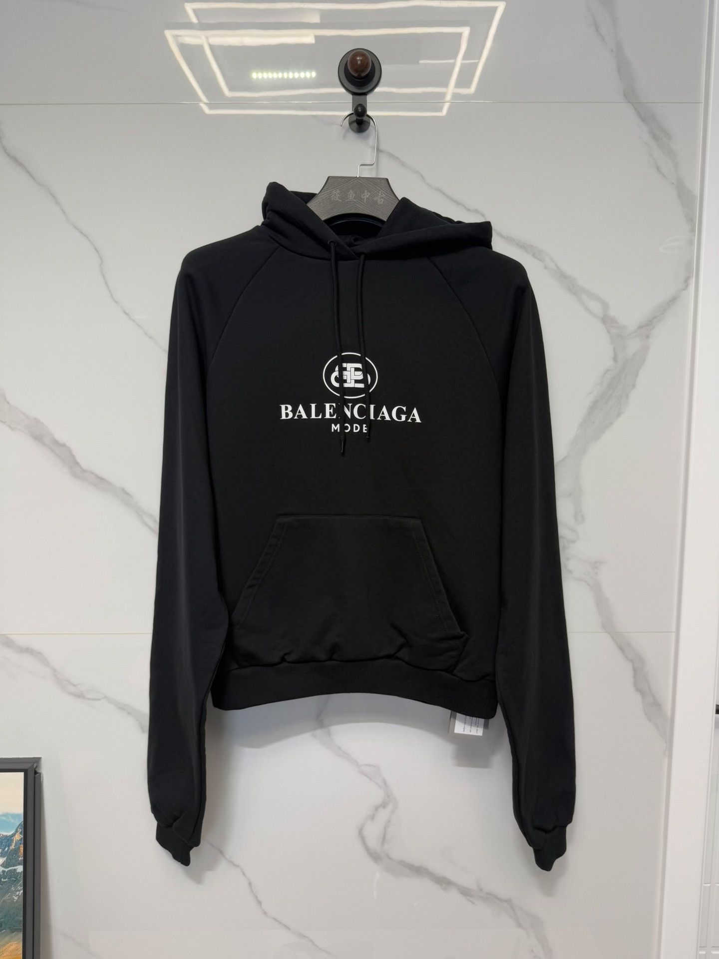 Balenciaga Balenciaga Mode Logo Hoodie Size S Size US S / EU 44-46 / 1 - 2 Thumbnail