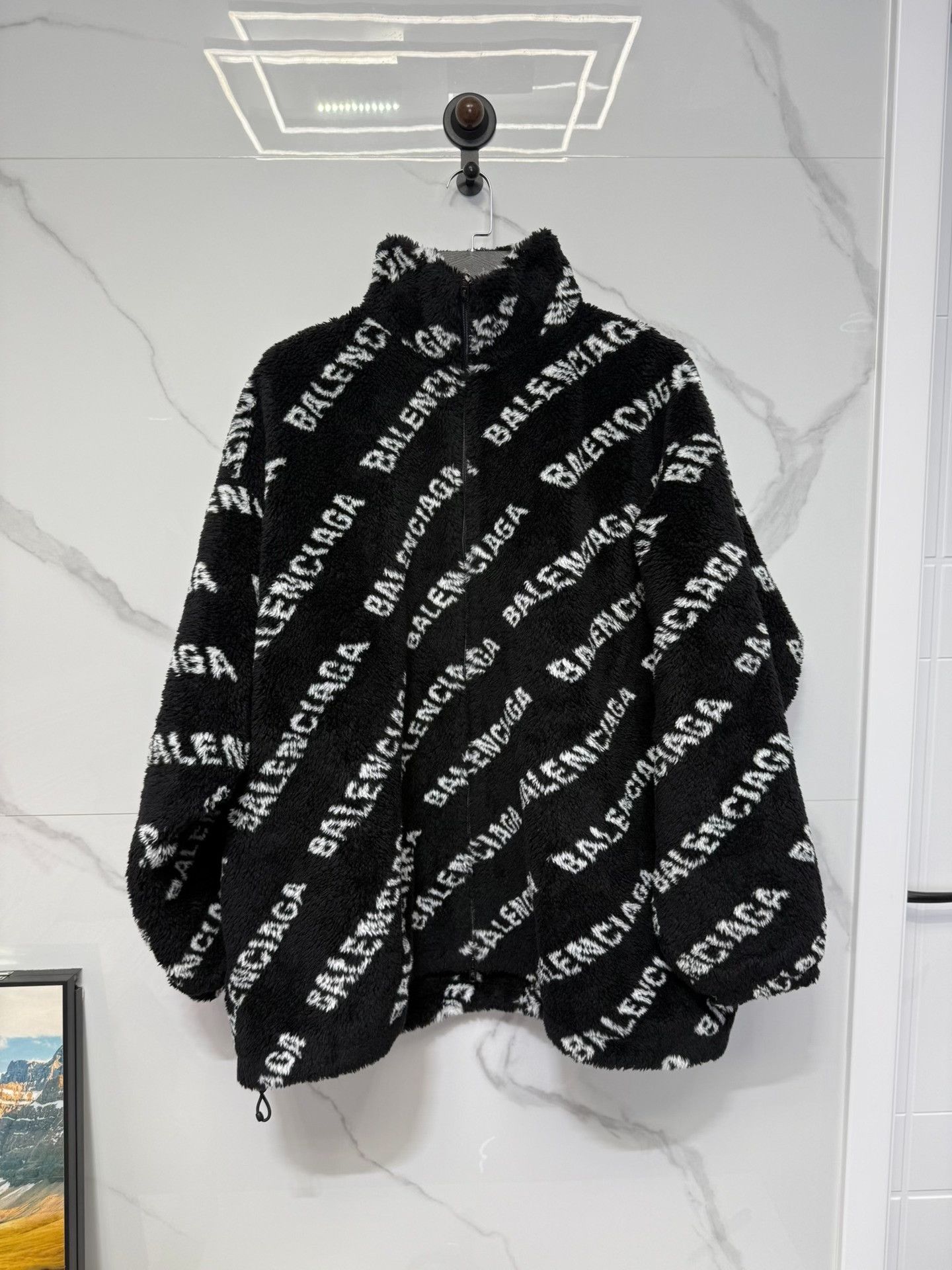 Balenciaga Balenciaga All-Over Logo Fleece Jacket Size 36 Size XS / US 0-2 / IT 36-38 - 2 Thumbnail