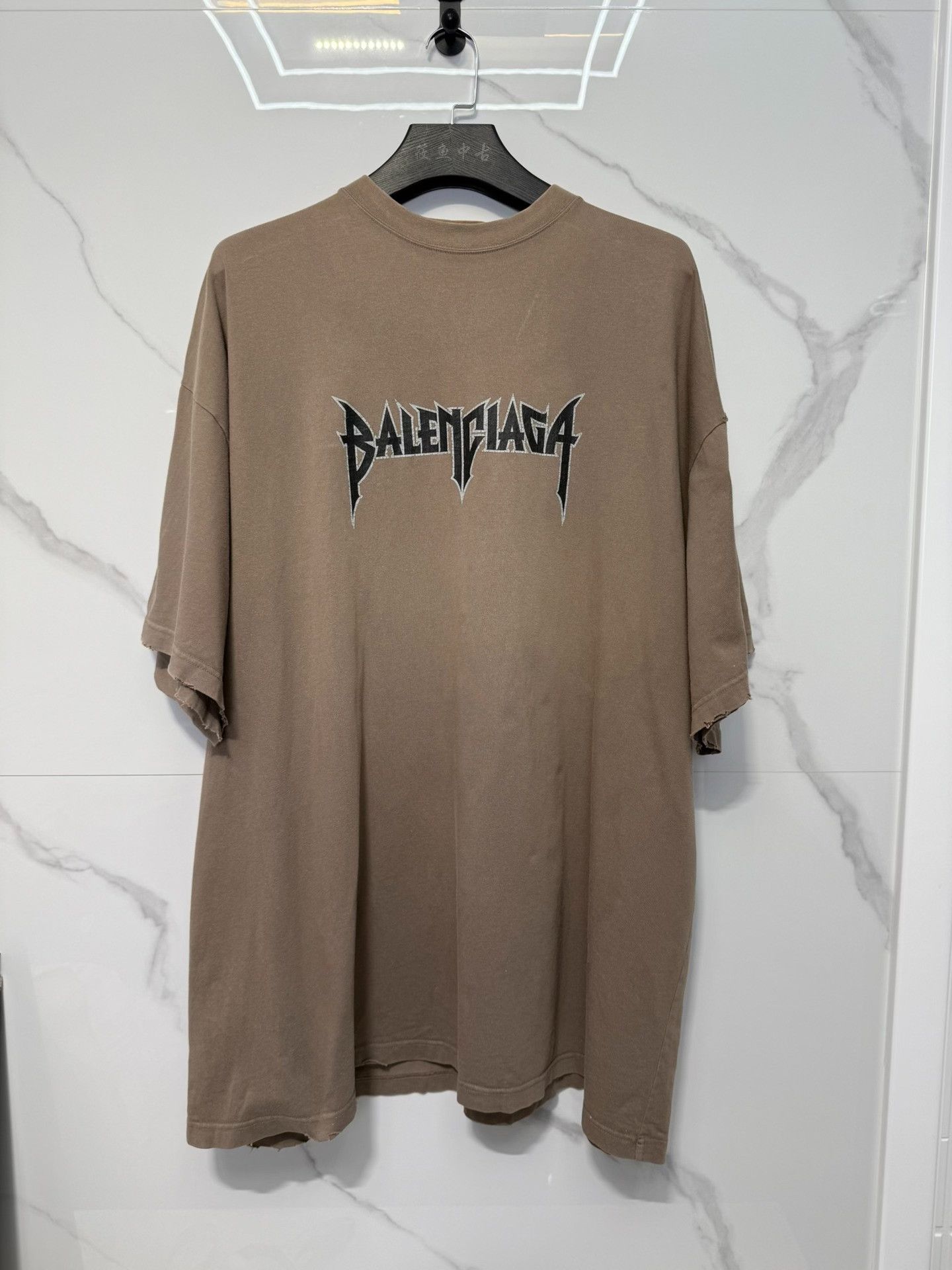 Balenciaga Balenciaga Metal Logo Distressed T-Shirt Size 5 Size US XXL / EU 58 / 5 - 2 Thumbnail