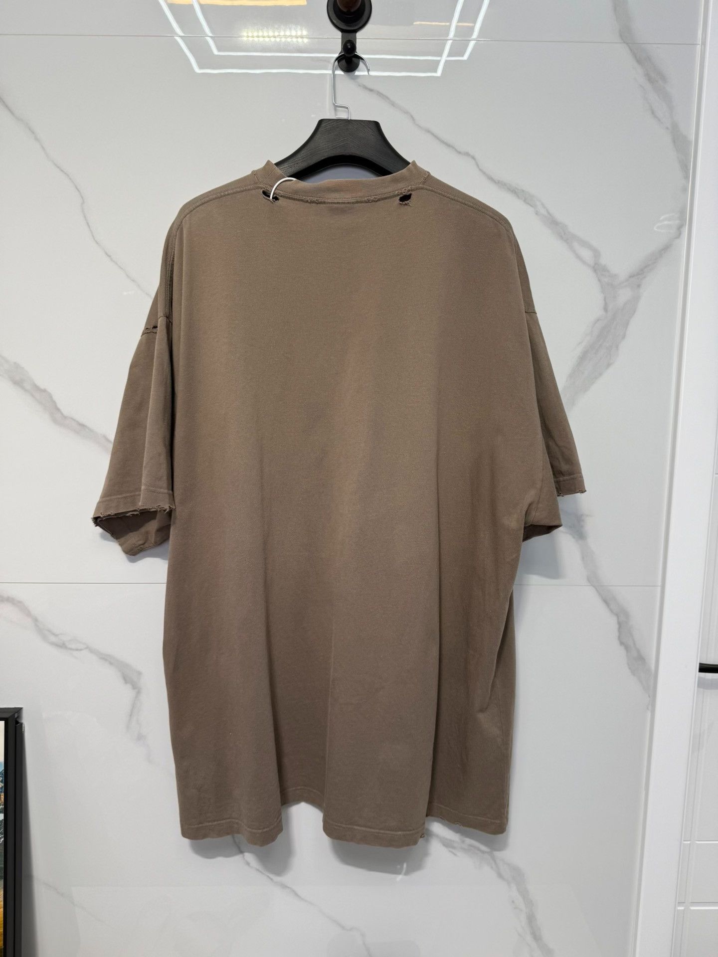 Balenciaga Balenciaga Metal Logo Distressed T-Shirt Size 5 Size US XXL / EU 58 / 5 - 3 Thumbnail