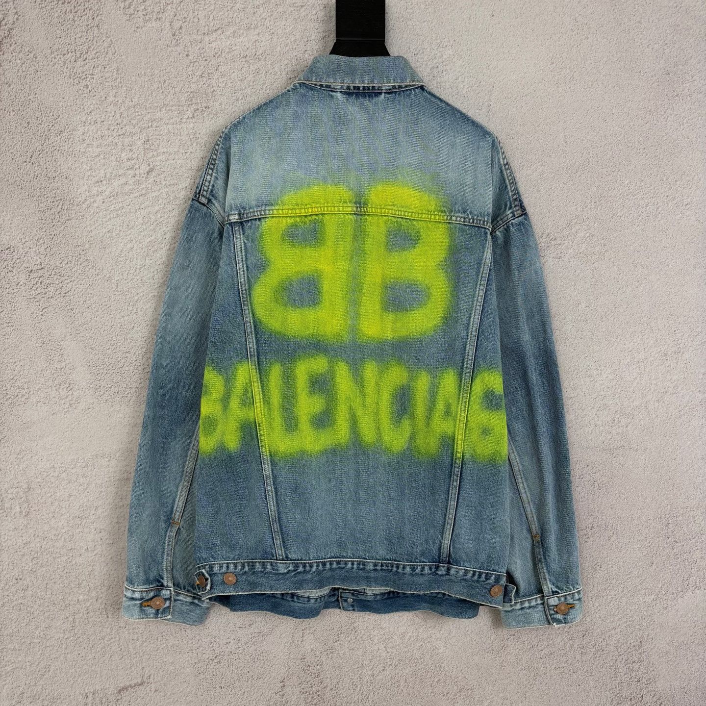 Balenciaga Balenciaga Graffiti Logo Denim Jacket XS Size US XS / EU 42 / 0 - 3 Thumbnail