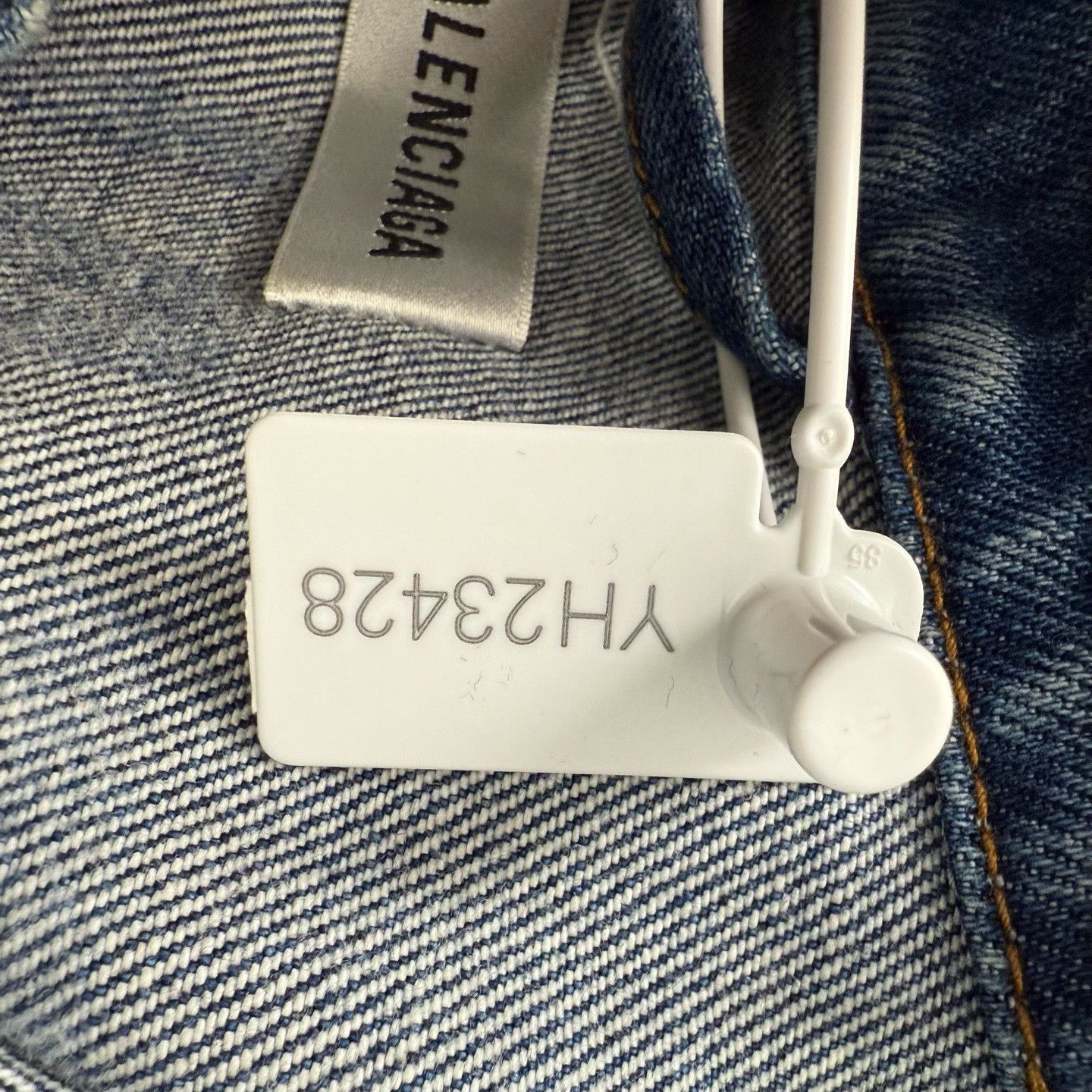 Balenciaga Balenciaga Back Logo Denim Jacket FR 36 Size XS / US 0-2 / IT 36-38 - 10 Thumbnail