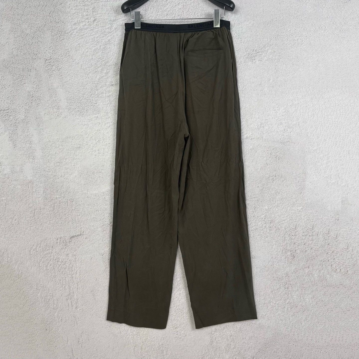 Balenciaga Balenciaga Logo Waistband Casual Pants Size 30 Size US 30 / EU 46 - 3 Thumbnail