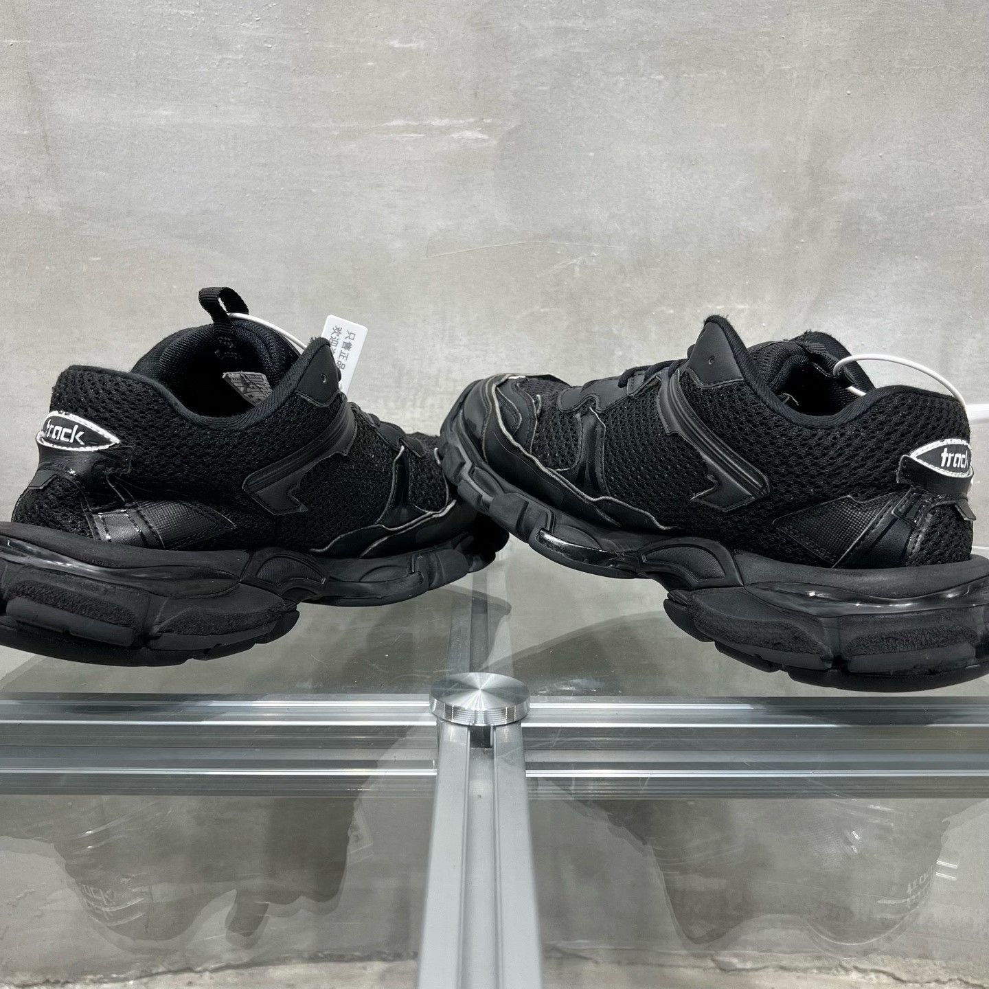 Balenciaga Balenciaga Black Track Sneakers Size US 8 Size US 8 / EU 41 - 6 Thumbnail