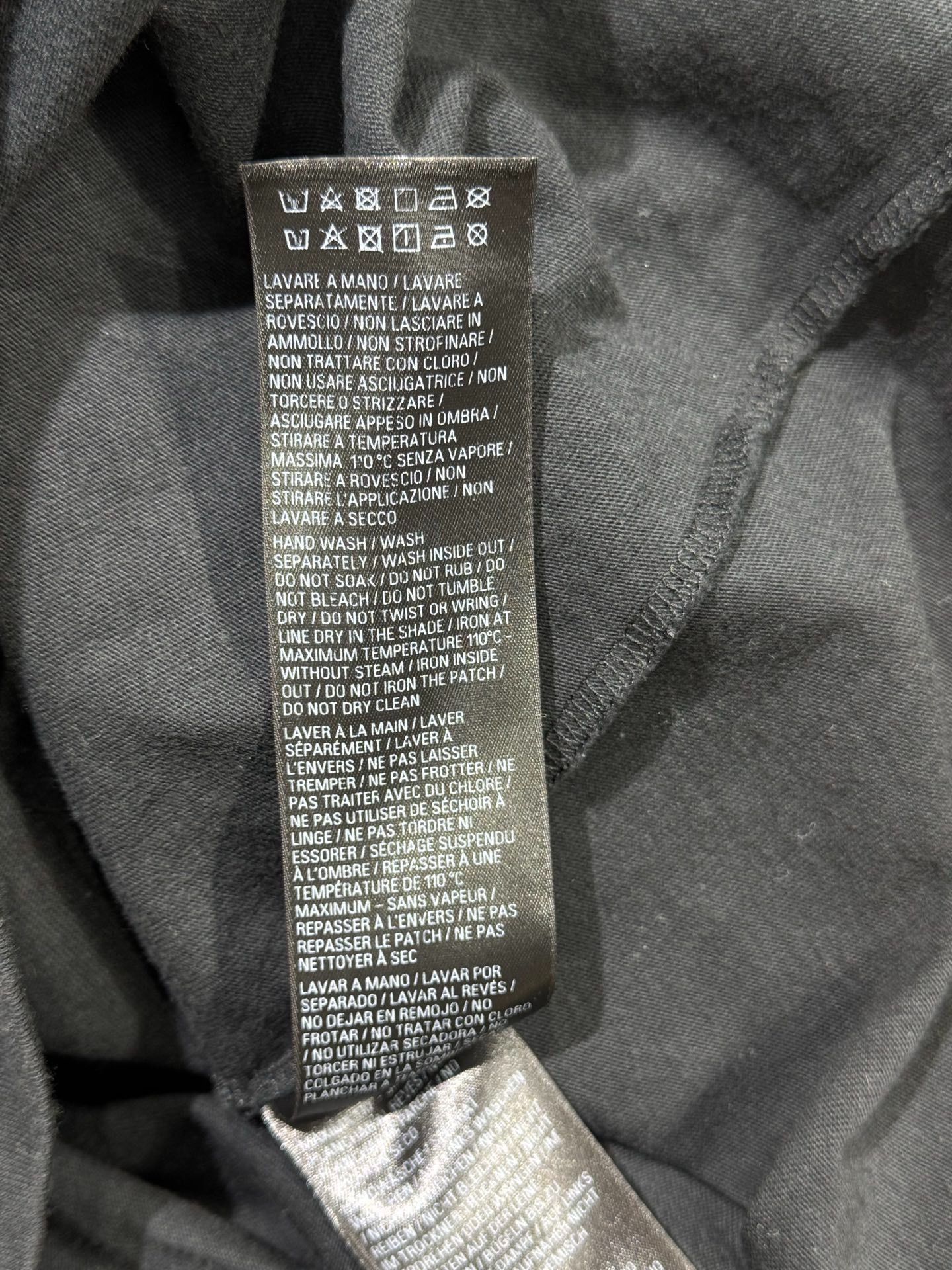 Balenciaga Balenciaga Vintage Jersey T-Shirt Size L Size US L / EU 52-54 / 3 - 7 Thumbnail