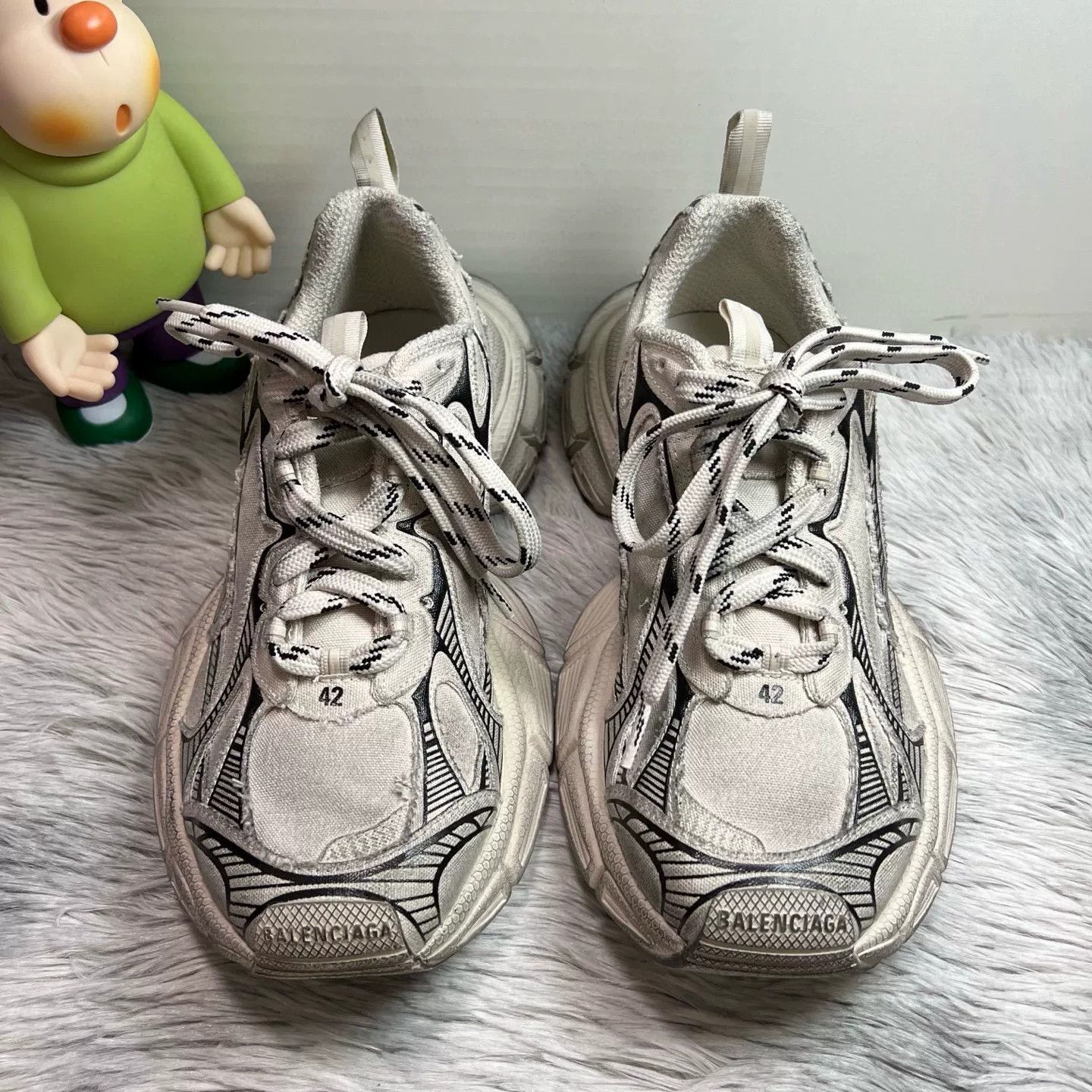 Balenciaga Balenciaga 3XL Canvas Sneakers Size US 9 Size US 9 / EU 42 - 3 Thumbnail